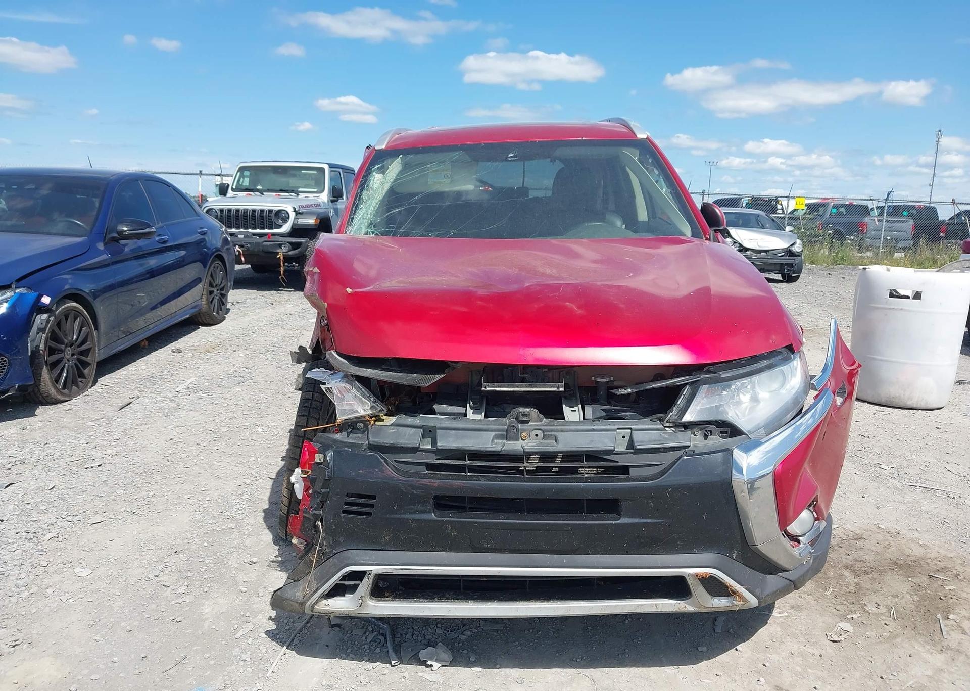 2020 MITSUBISHI OUTLANDER ES