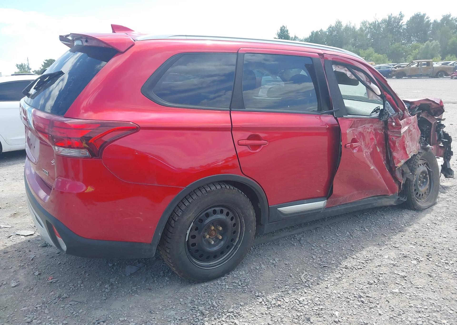 2020 MITSUBISHI OUTLANDER ES