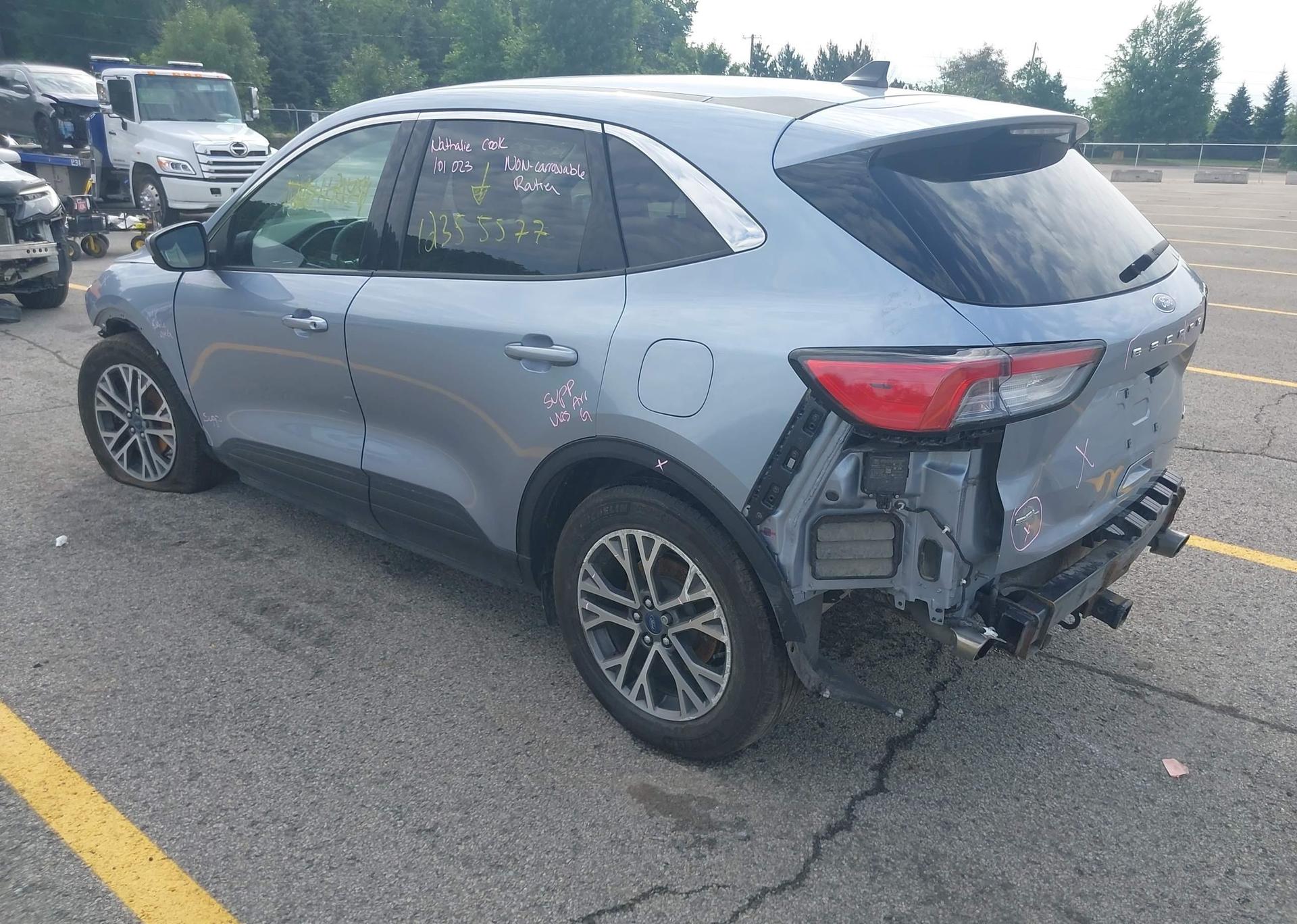 2022 FORD ESCAPE SEL