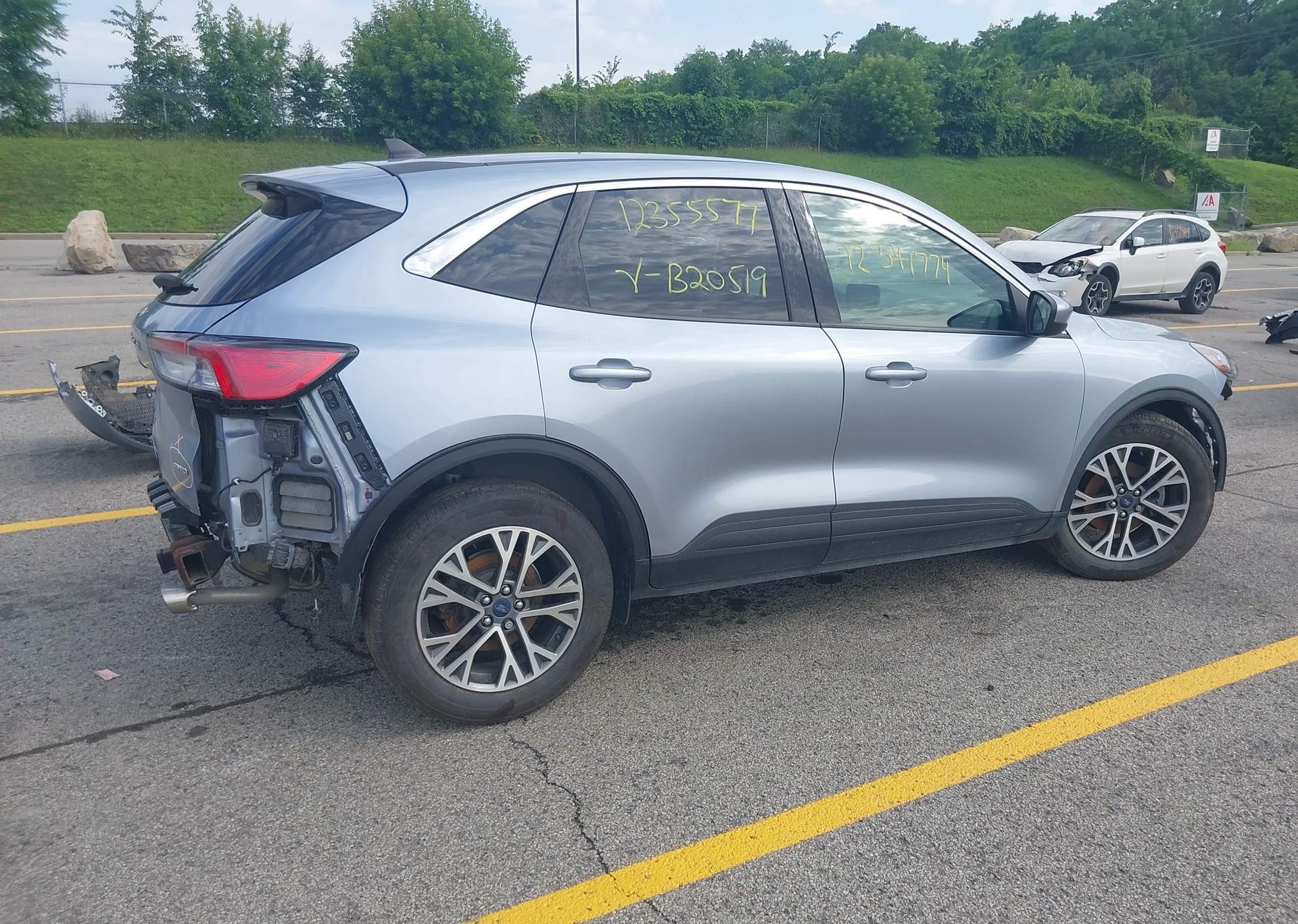 2022 FORD ESCAPE SEL