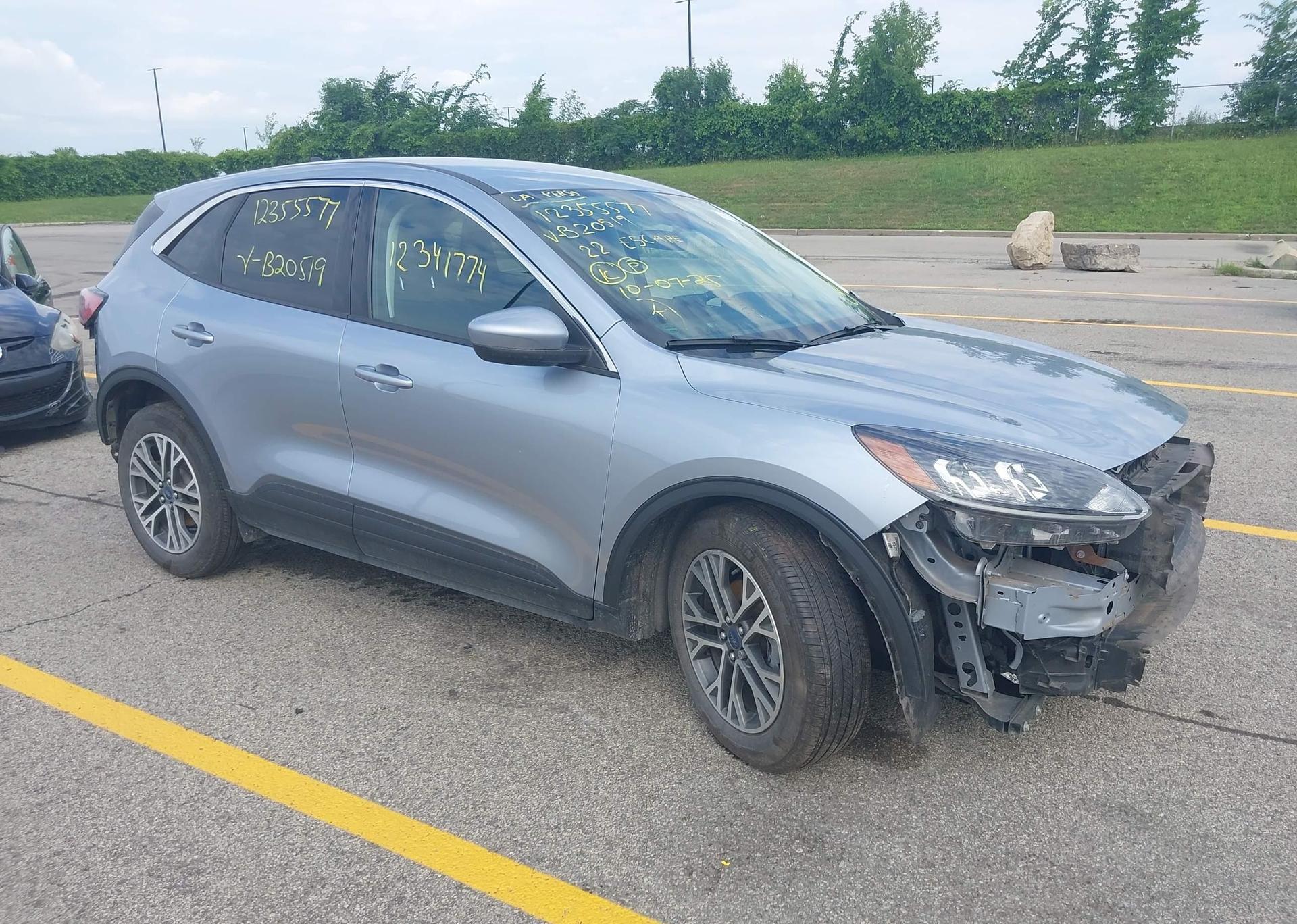 2022 FORD ESCAPE SEL