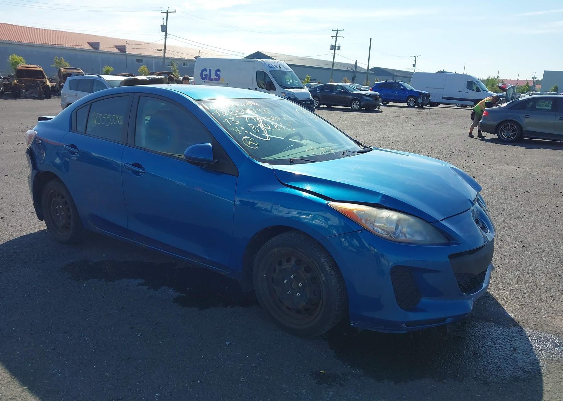 2013 MAZDA 3 I