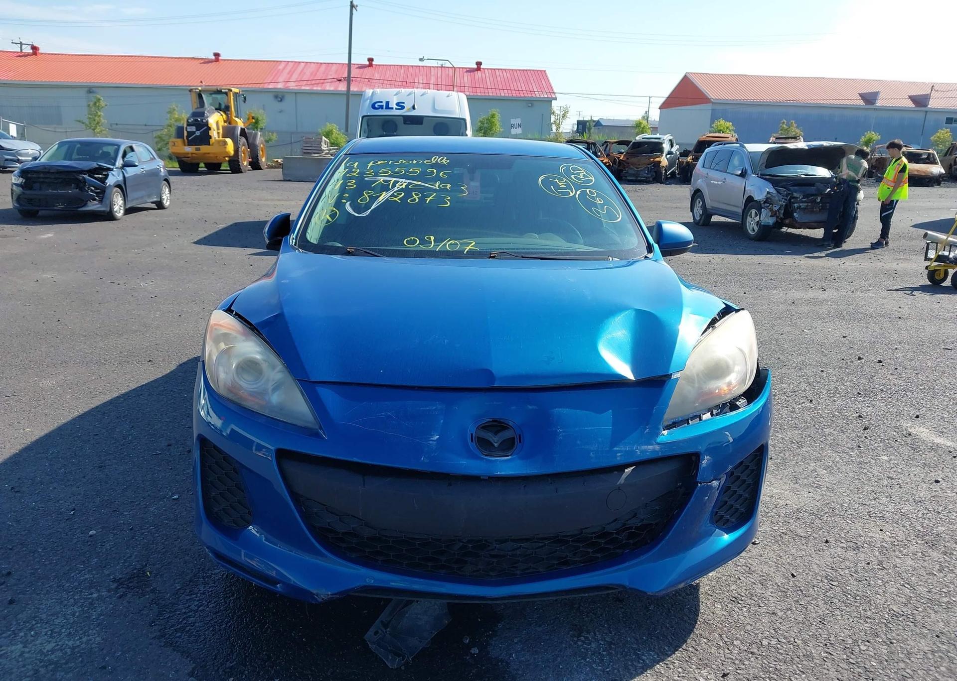 2013 MAZDA 3 I