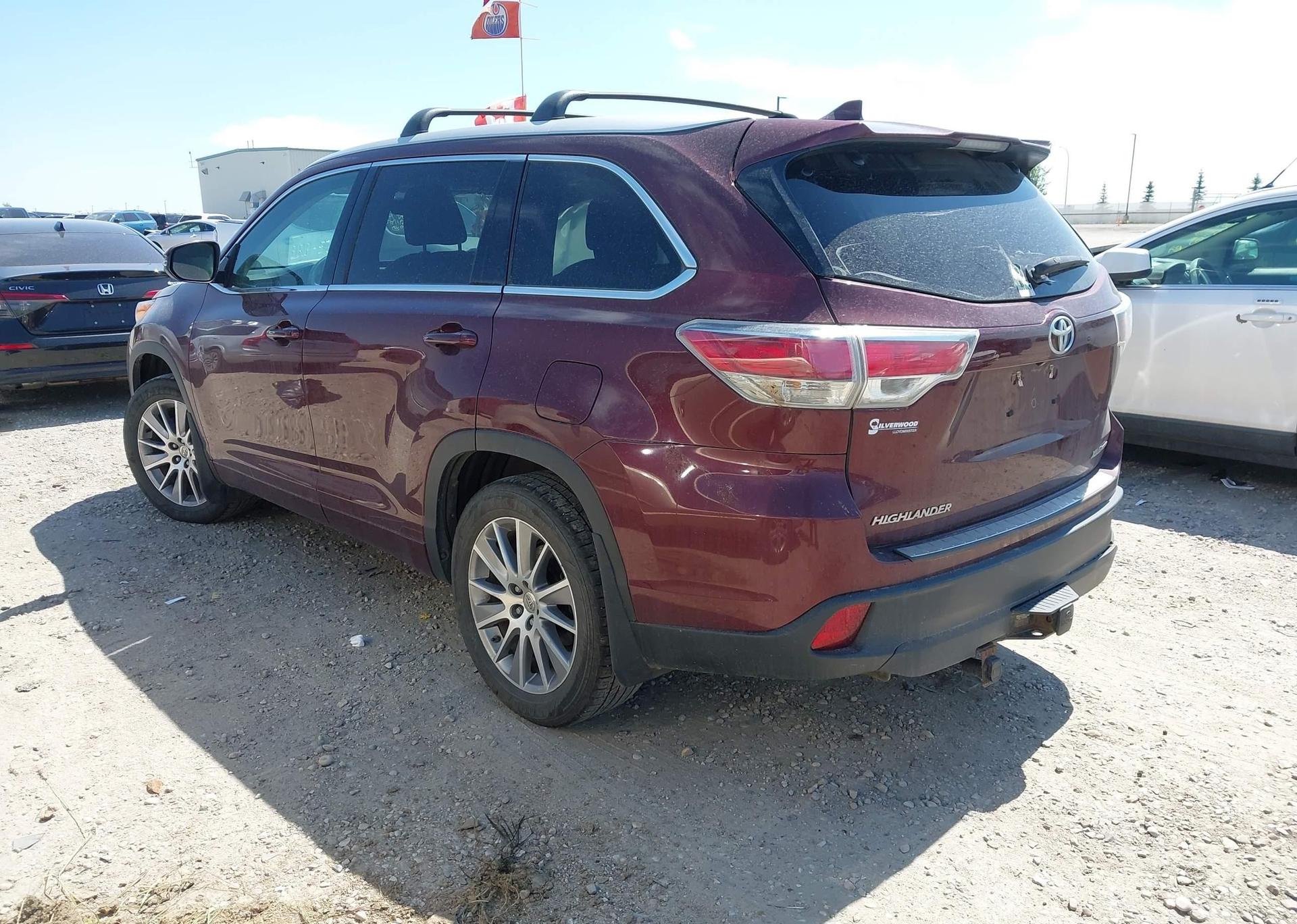 2015 TOYOTA highlander xle