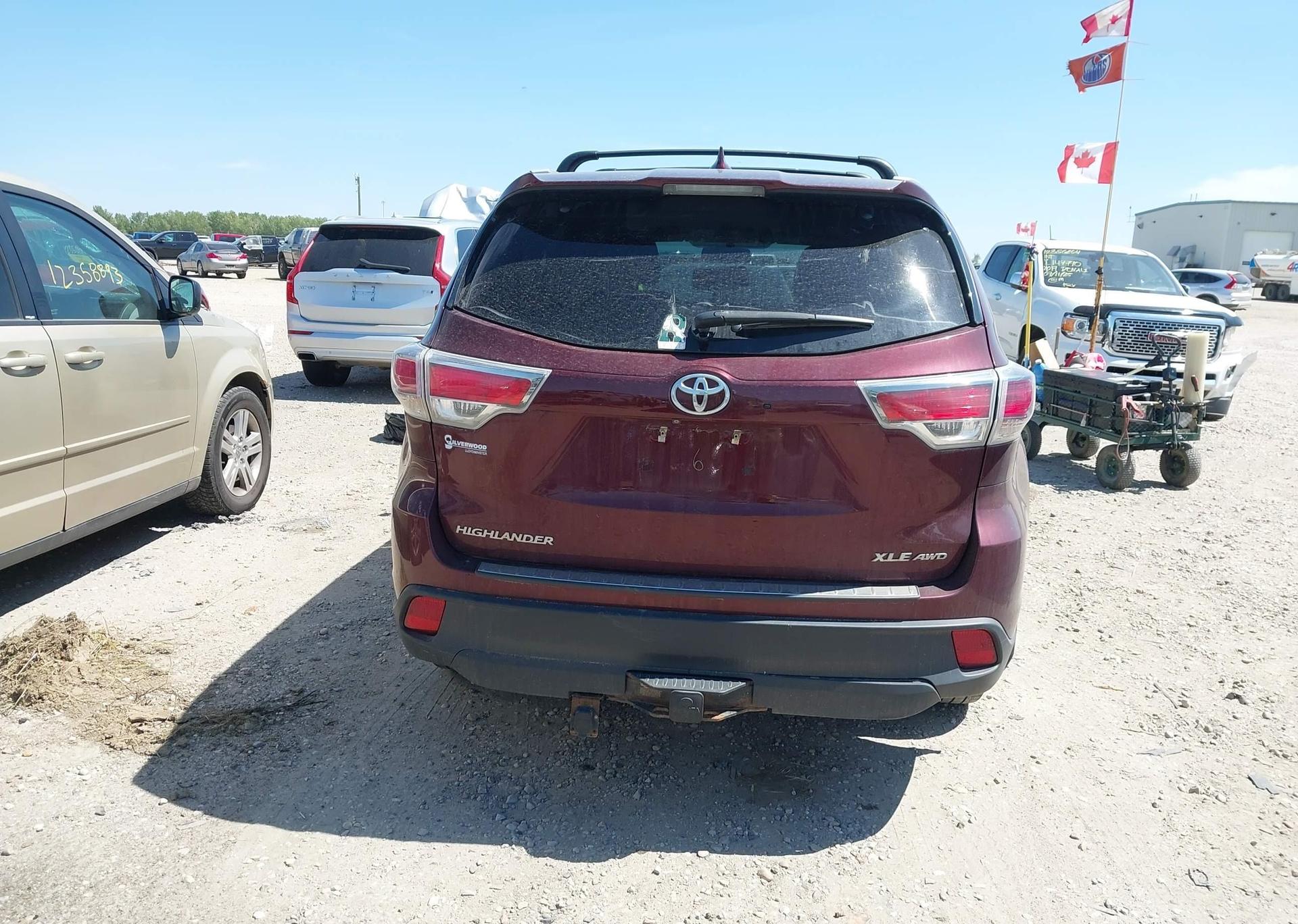 2015 TOYOTA highlander xle