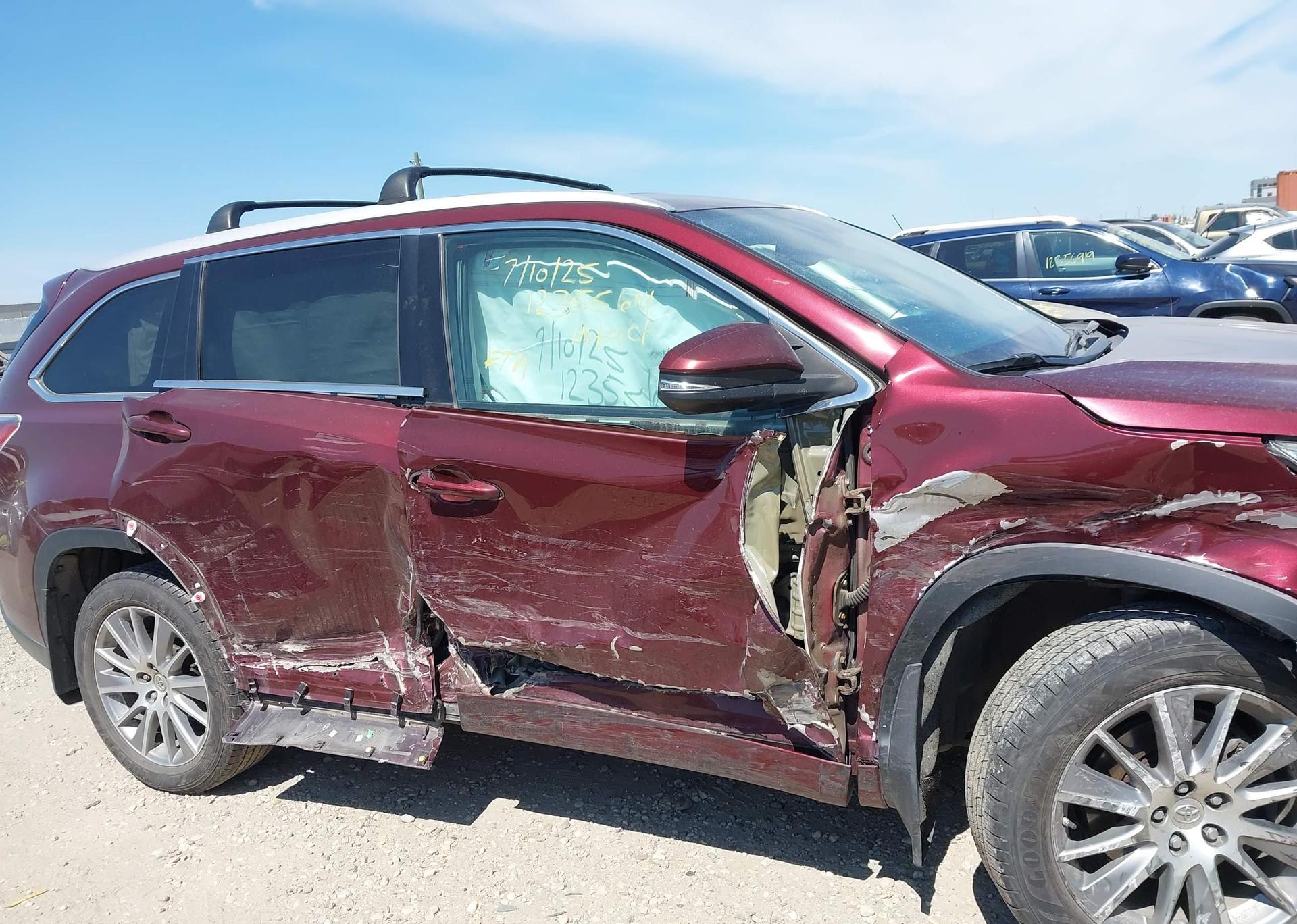 2015 TOYOTA highlander xle