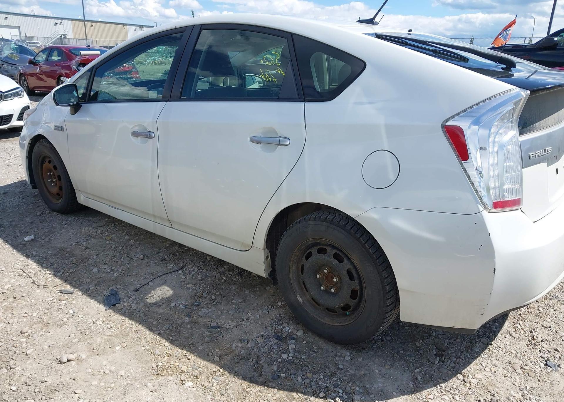 2012 TOYOTA PRIUS PLUG-IN