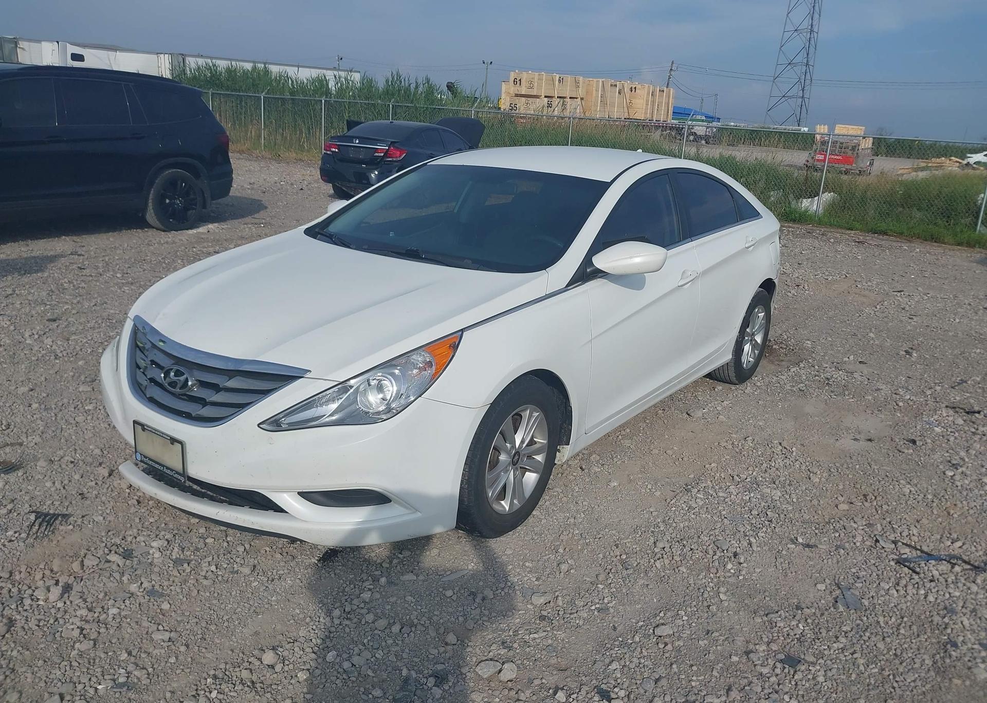 2013 HYUNDAI SONATA GL