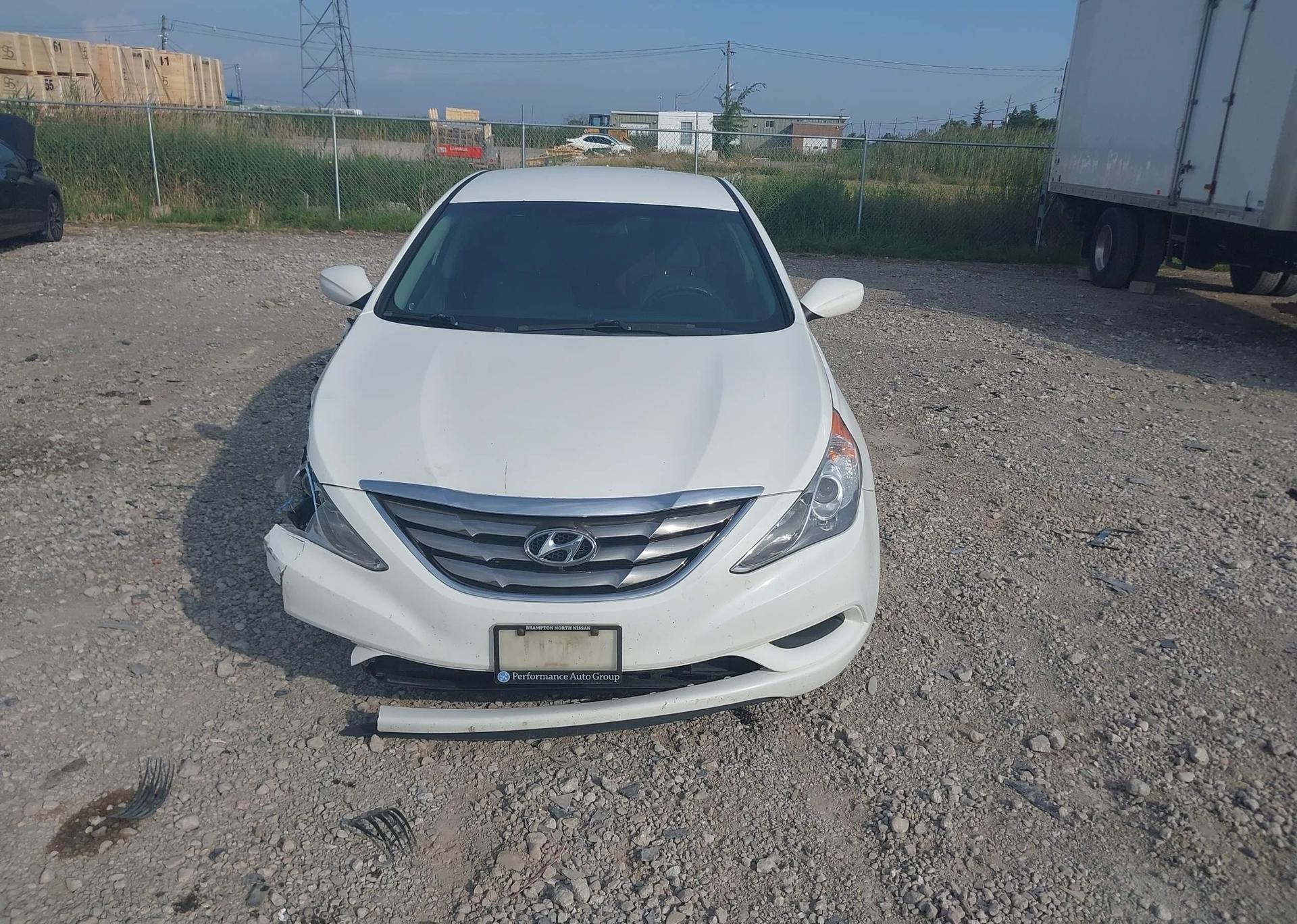 2013 HYUNDAI SONATA GL
