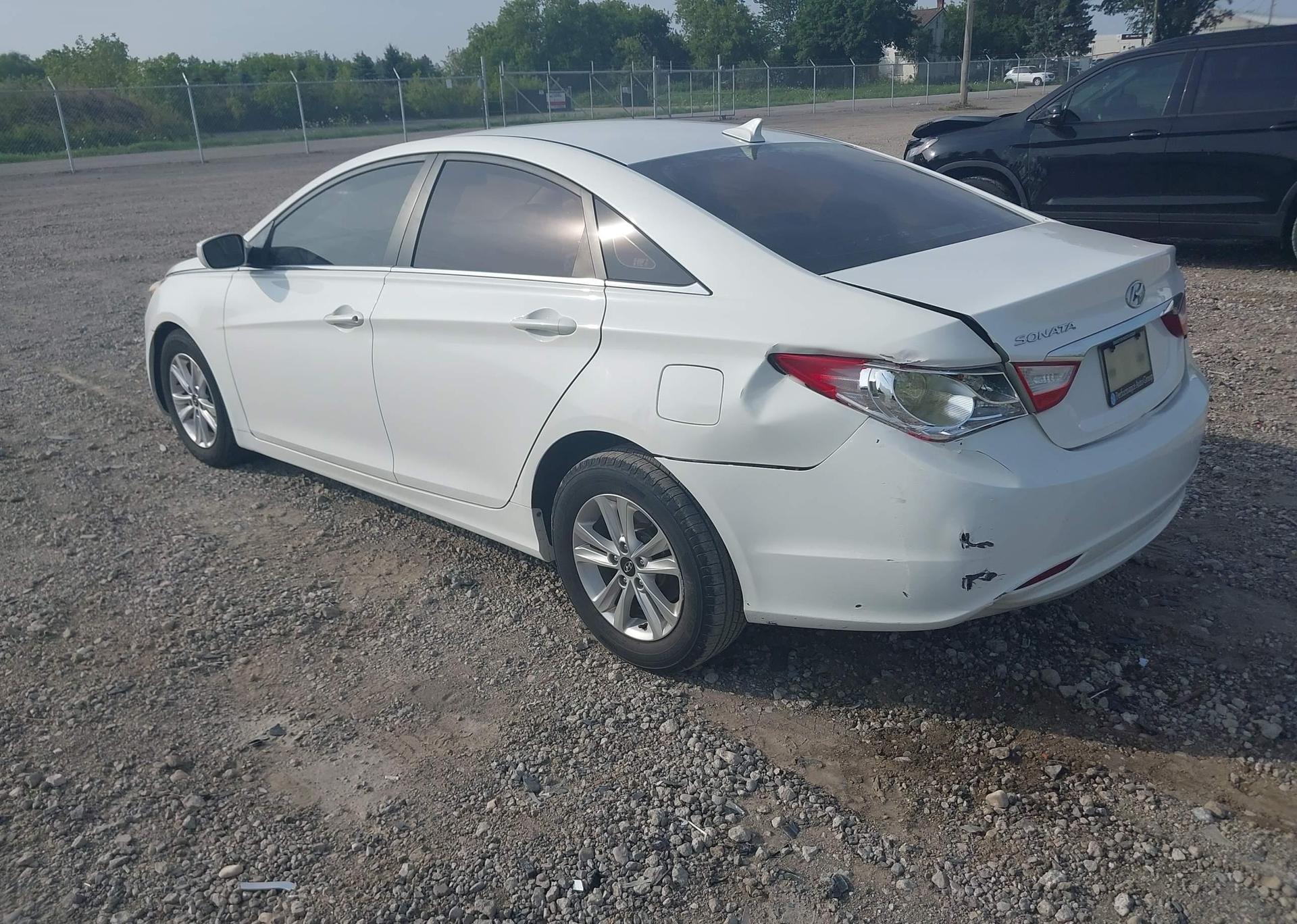 2013 HYUNDAI SONATA GL