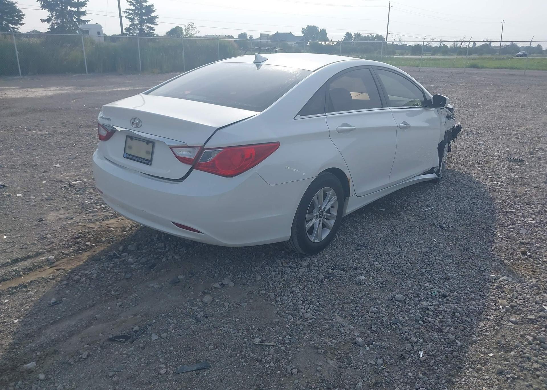 2013 HYUNDAI SONATA GL