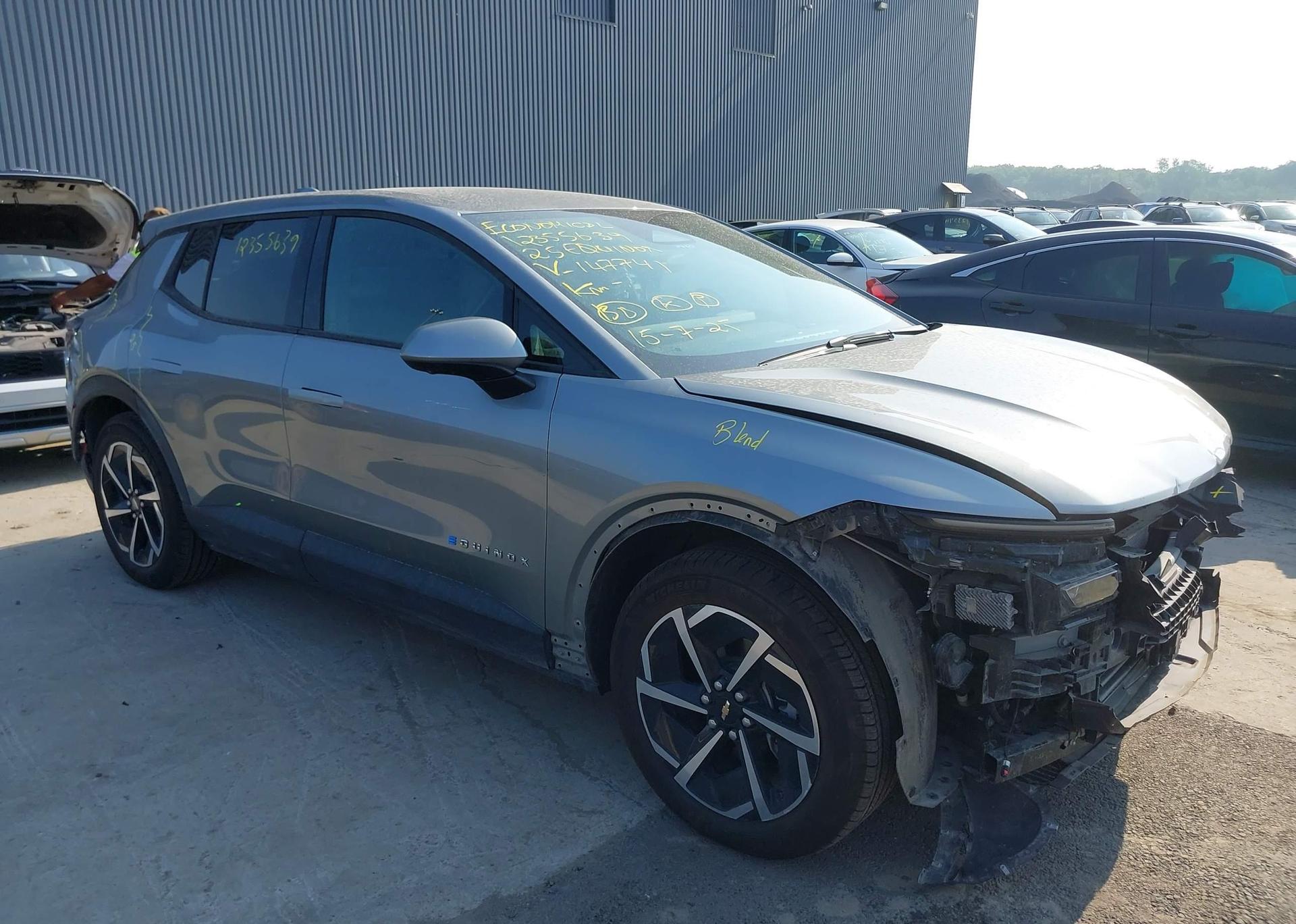 2025 CHEVROLET EQUINOX EV LT
