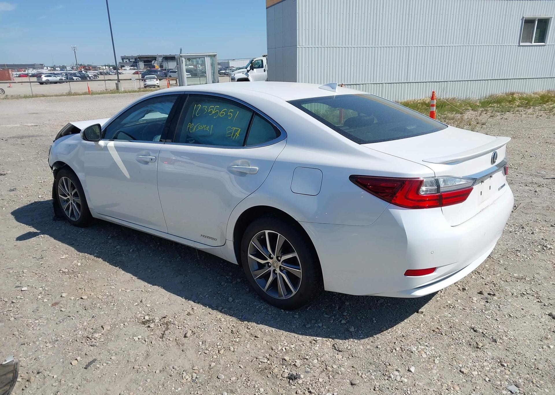 2016 LEXUS ES 300H