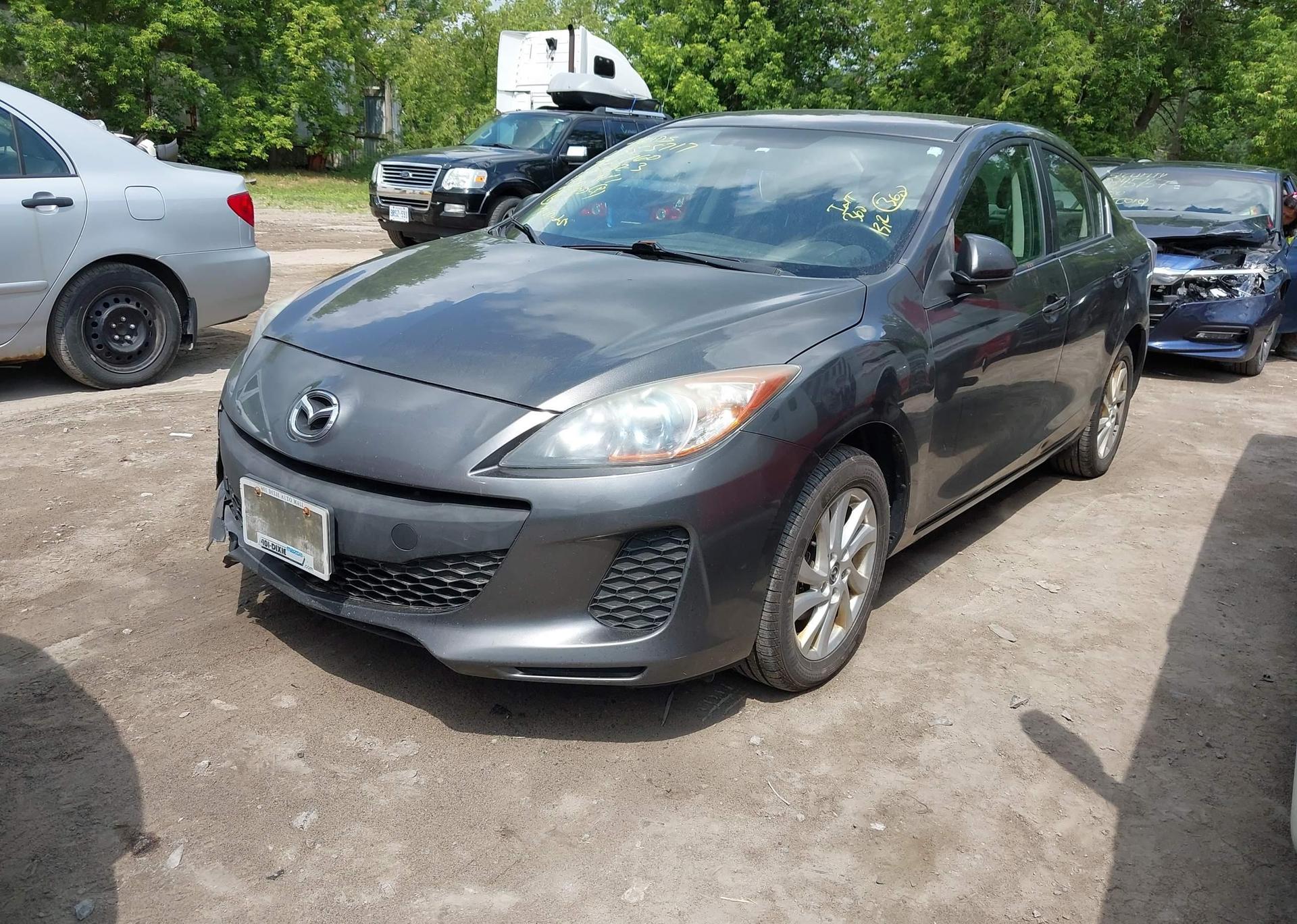 2013 MAZDA 3 I