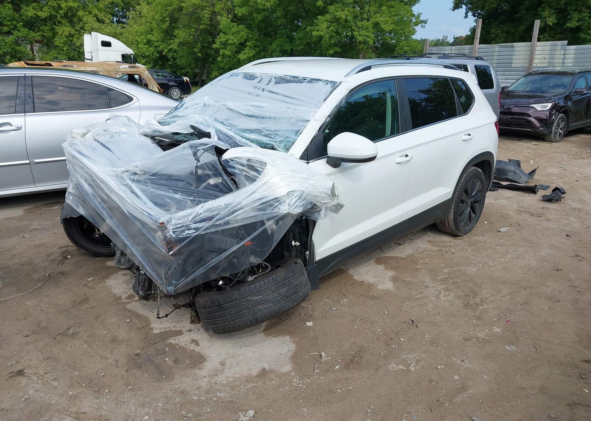 2024 VOLKSWAGEN TAOS SE