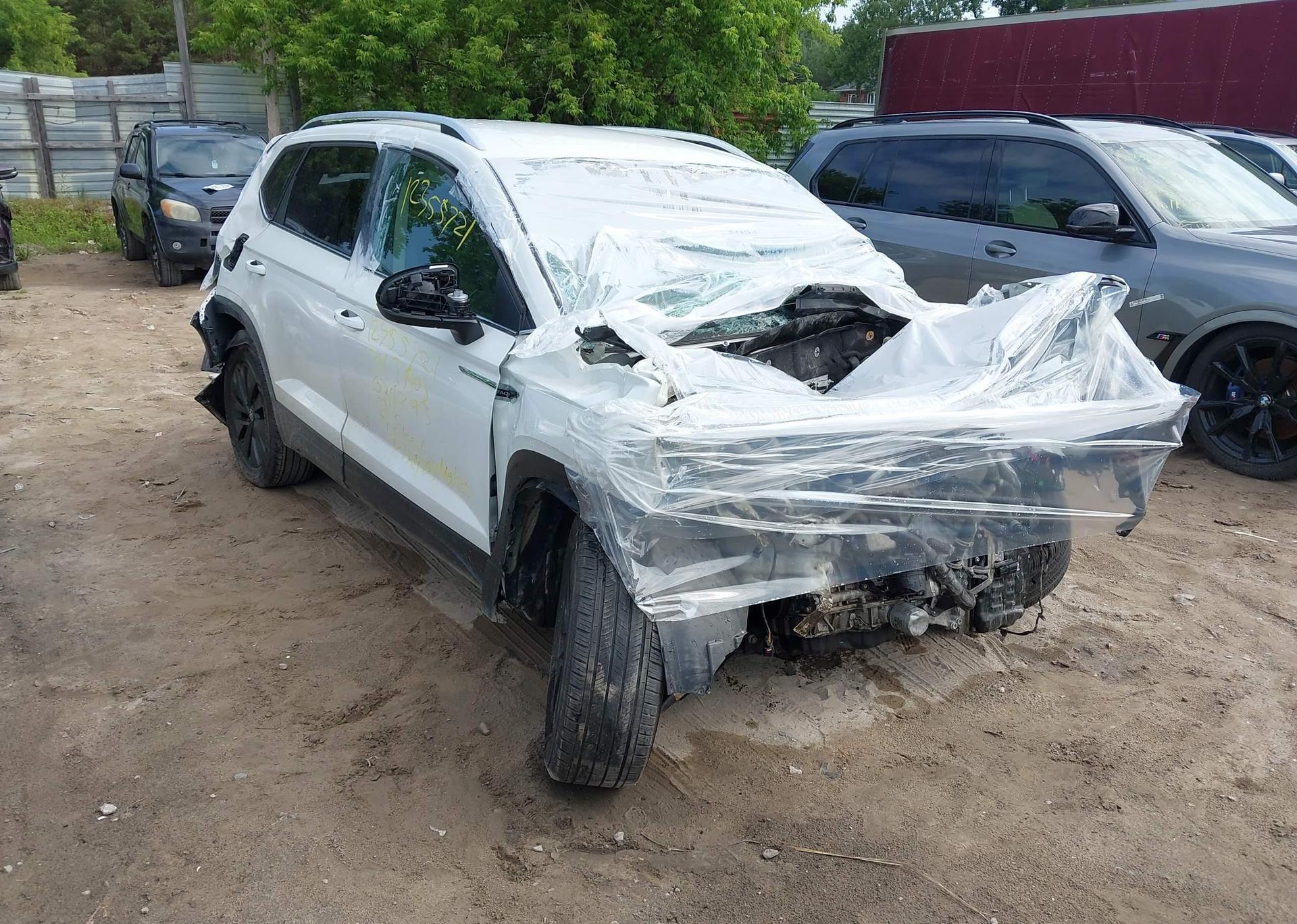 2024 VOLKSWAGEN TAOS SE