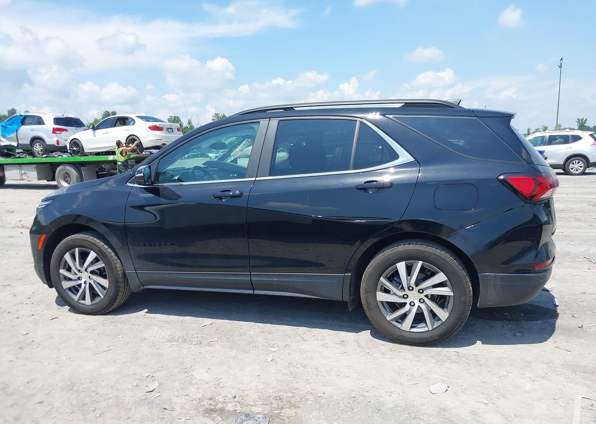 2022 CHEVROLET EQUINOX LT