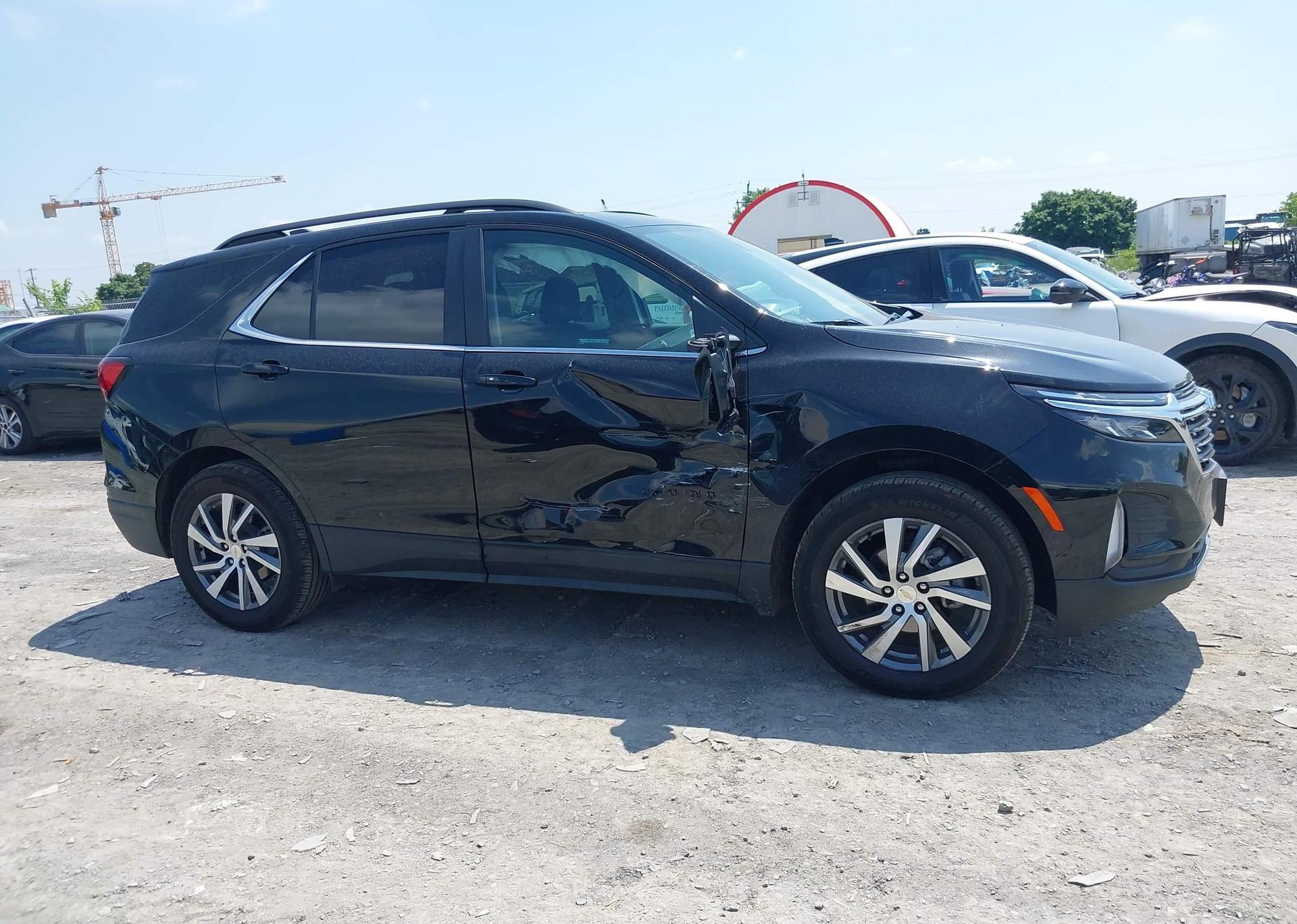 2022 CHEVROLET EQUINOX LT