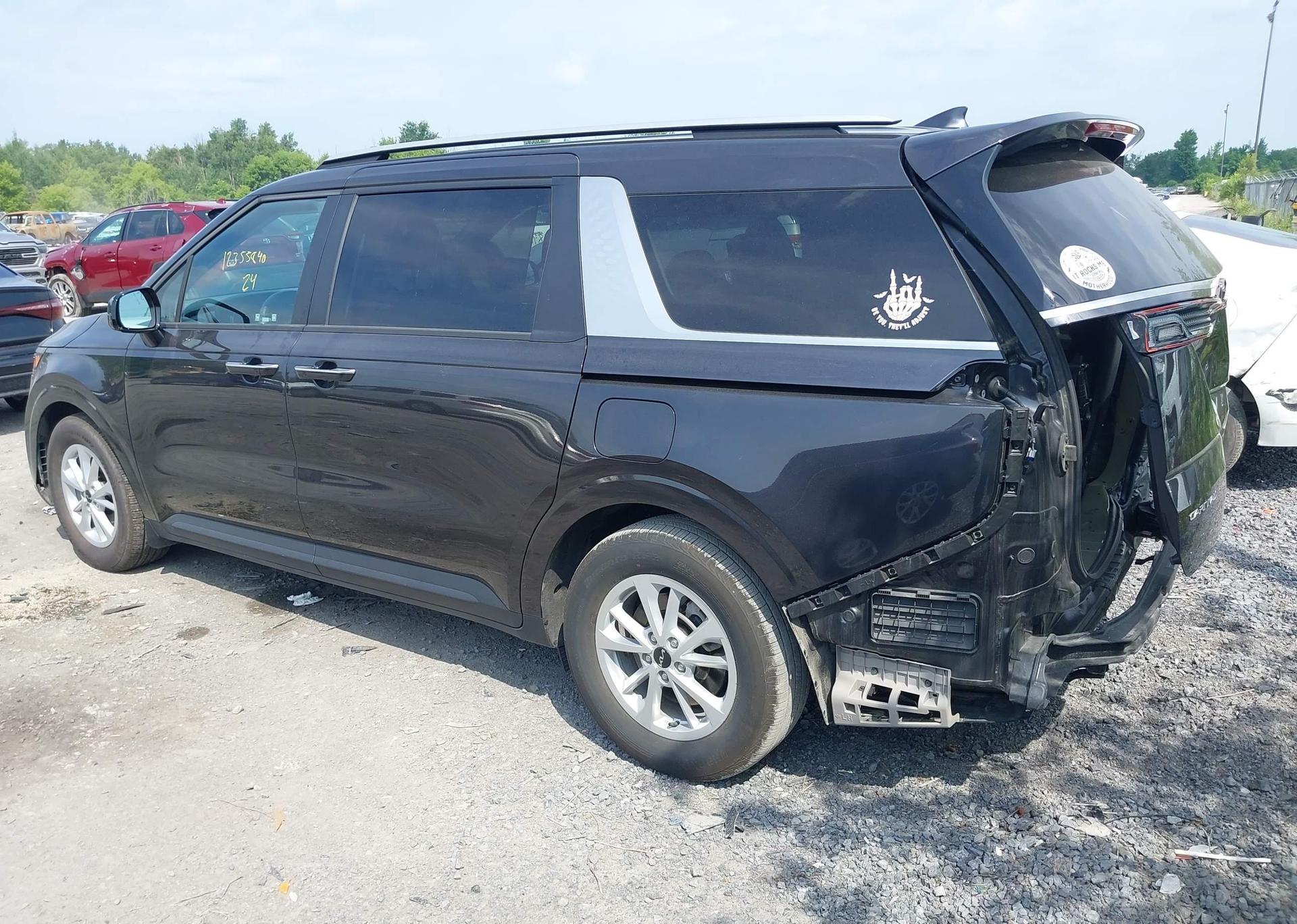 2024 KIA Carnival
