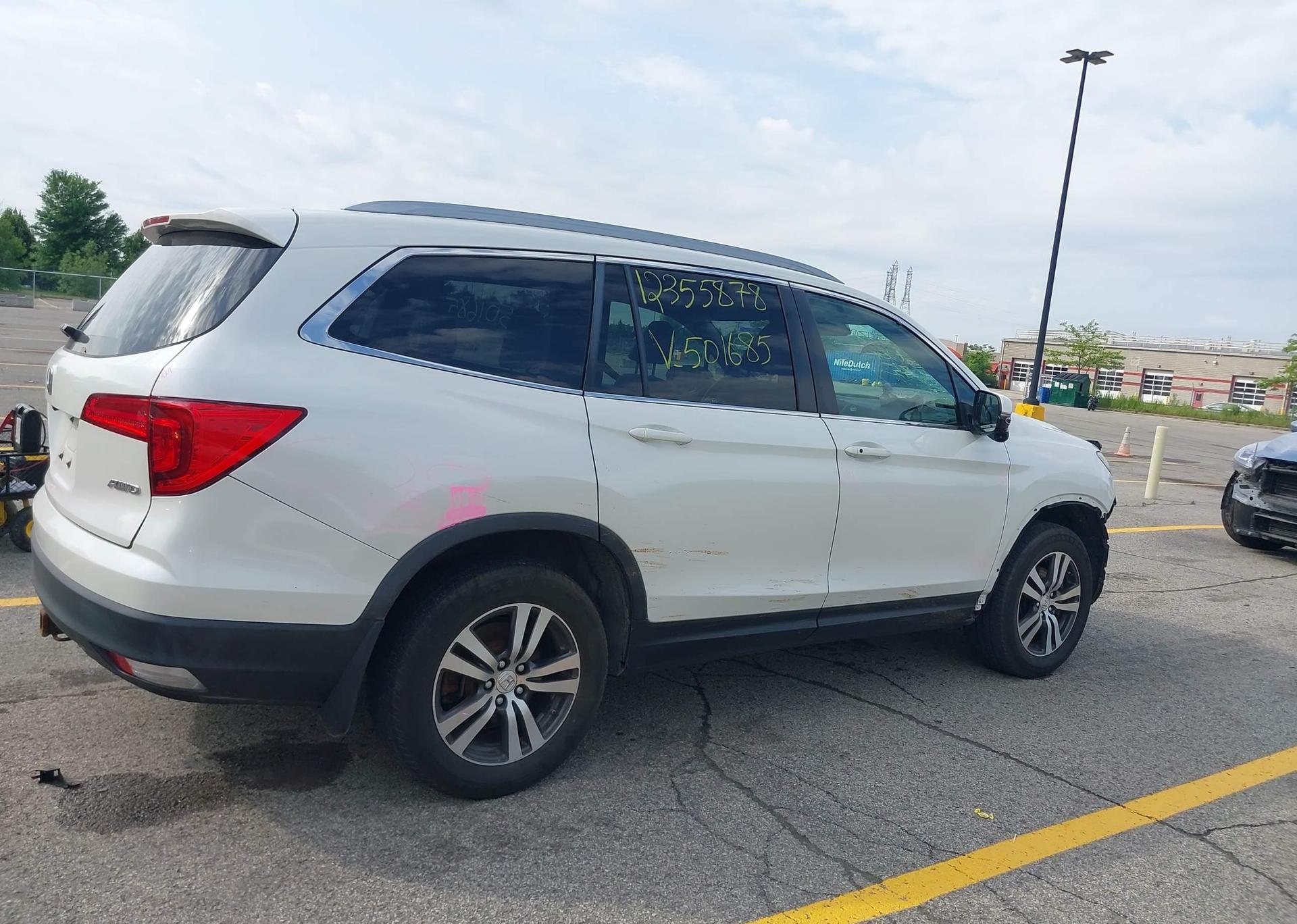 2016 HONDA PILOT EX