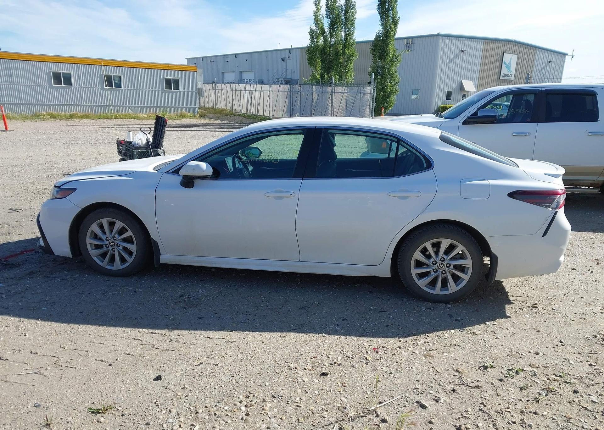 2022 TOYOTA CAMRY SE