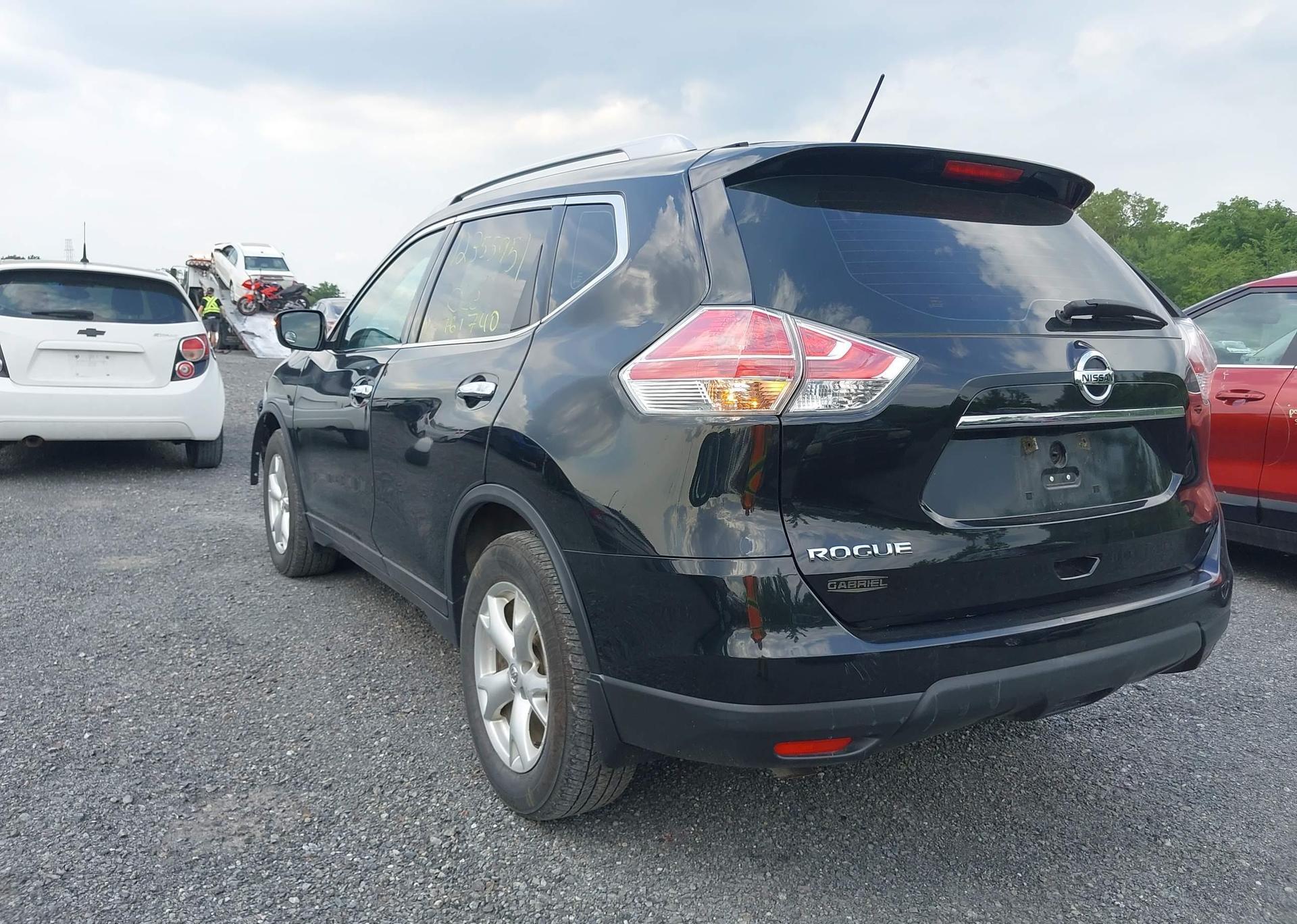 2016 NISSAN ROGUE