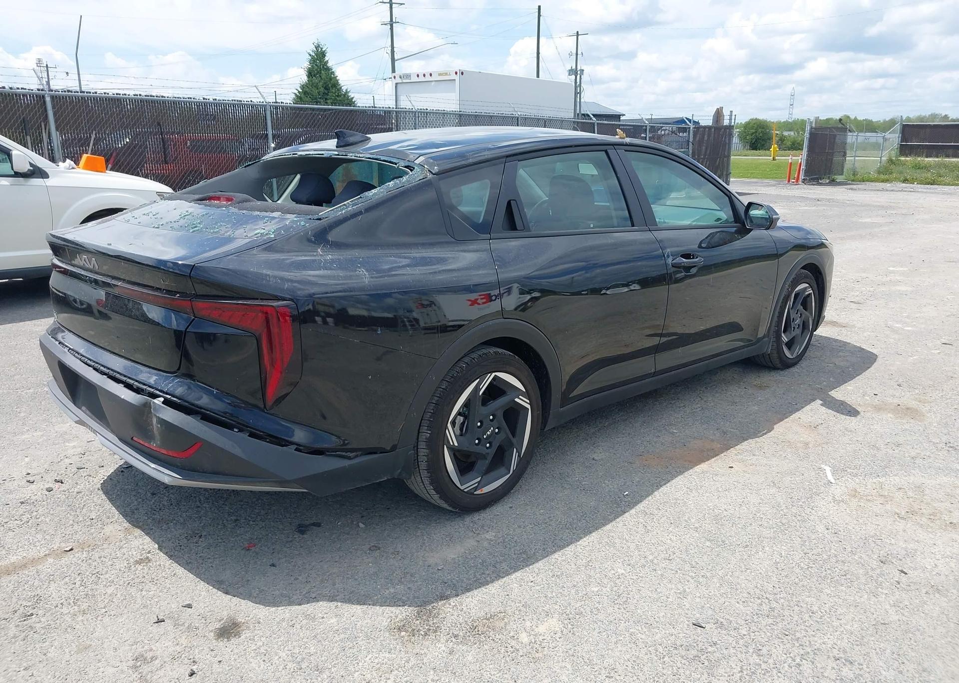 2025 KIA K4 EX