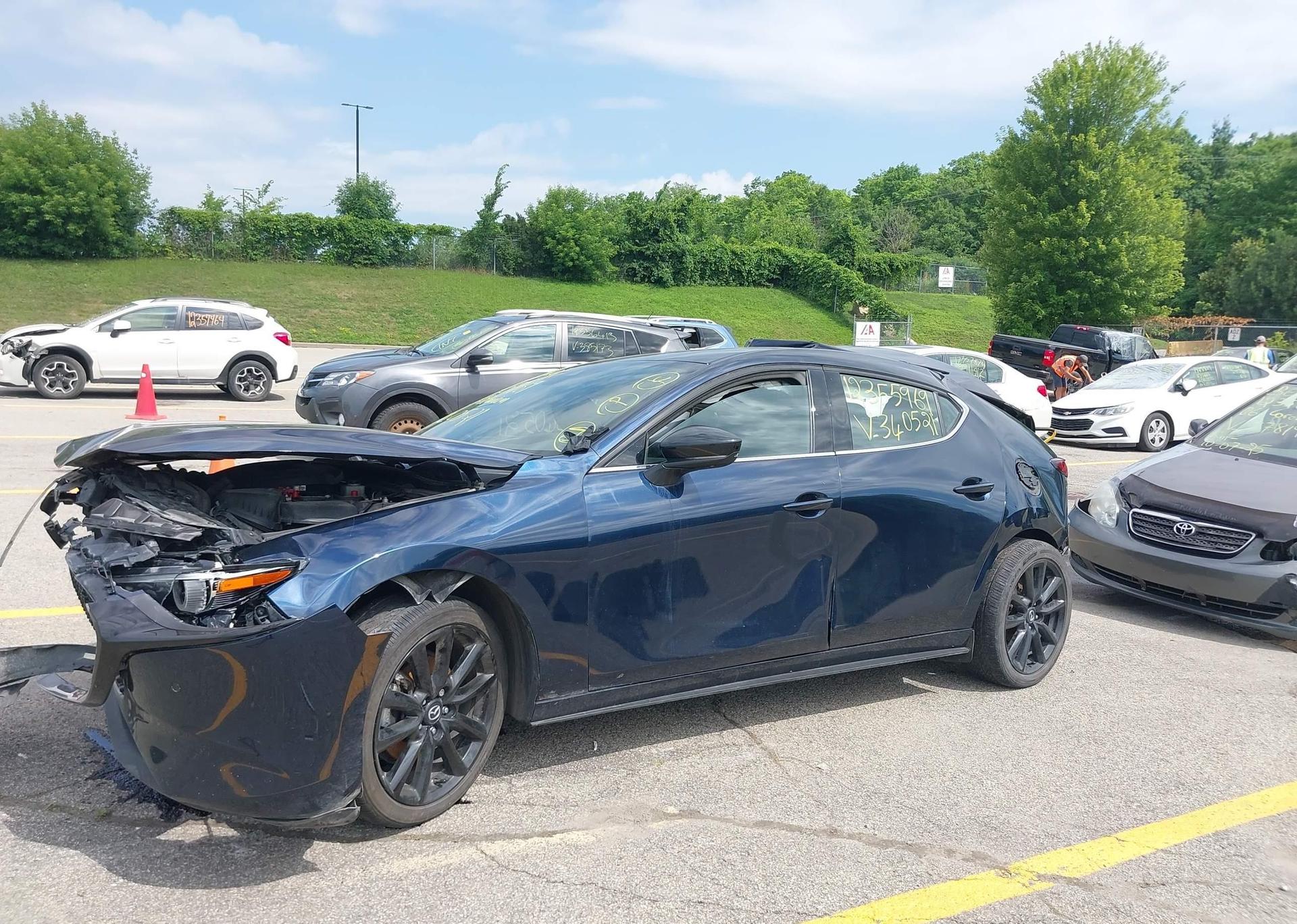 2021 MAZDA 3 PREMIUM