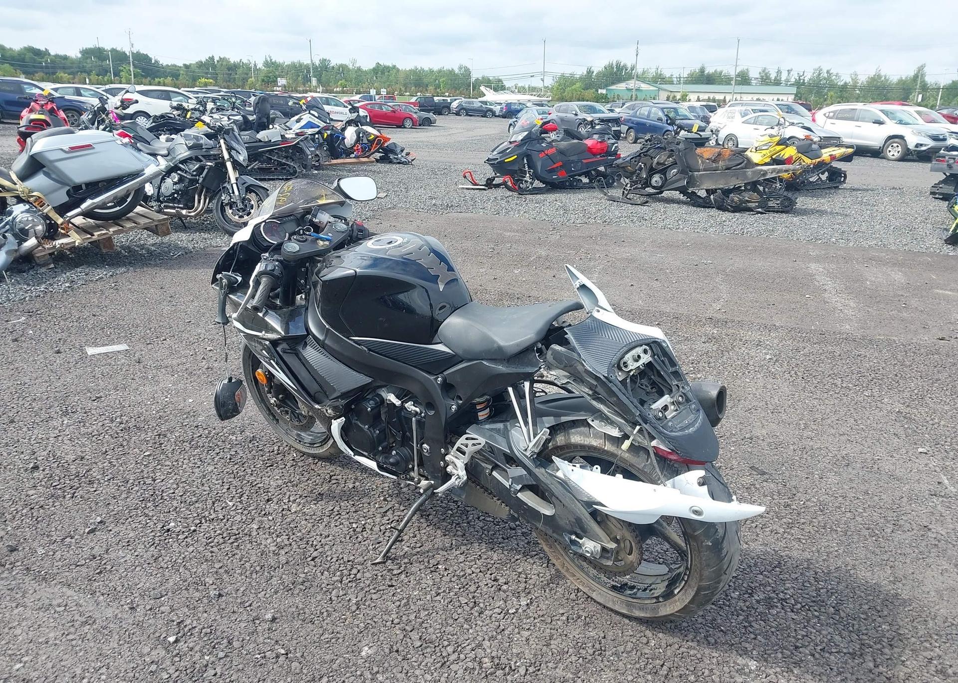 2014 SUZUKI GSX-R600