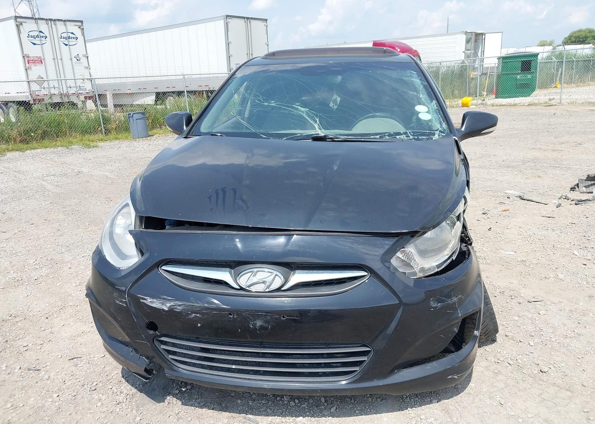 2014 HYUNDAI ACCENT