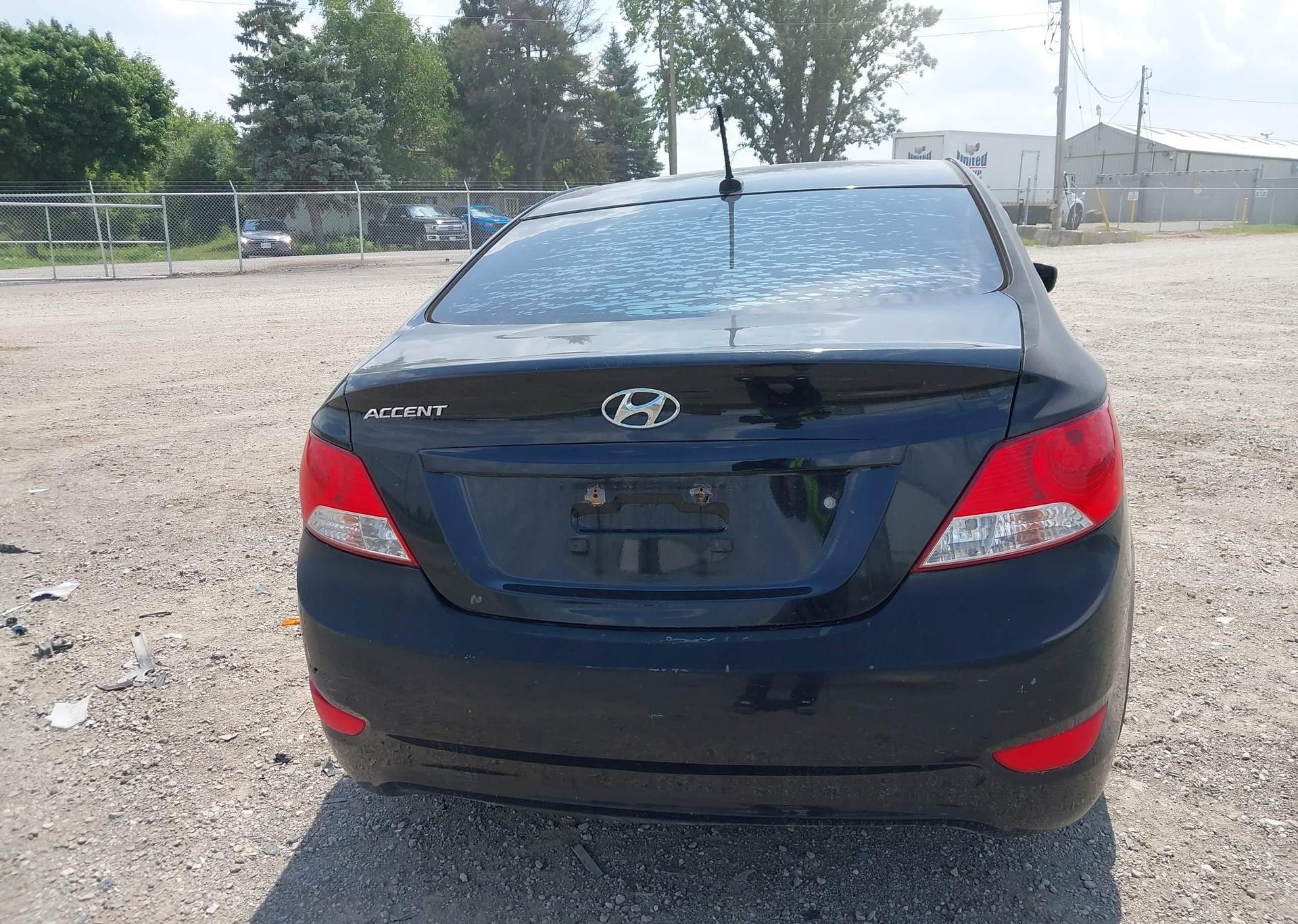 2014 HYUNDAI ACCENT