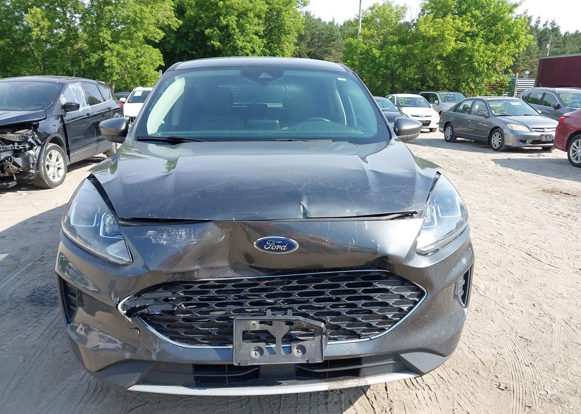 2020 FORD ESCAPE SE