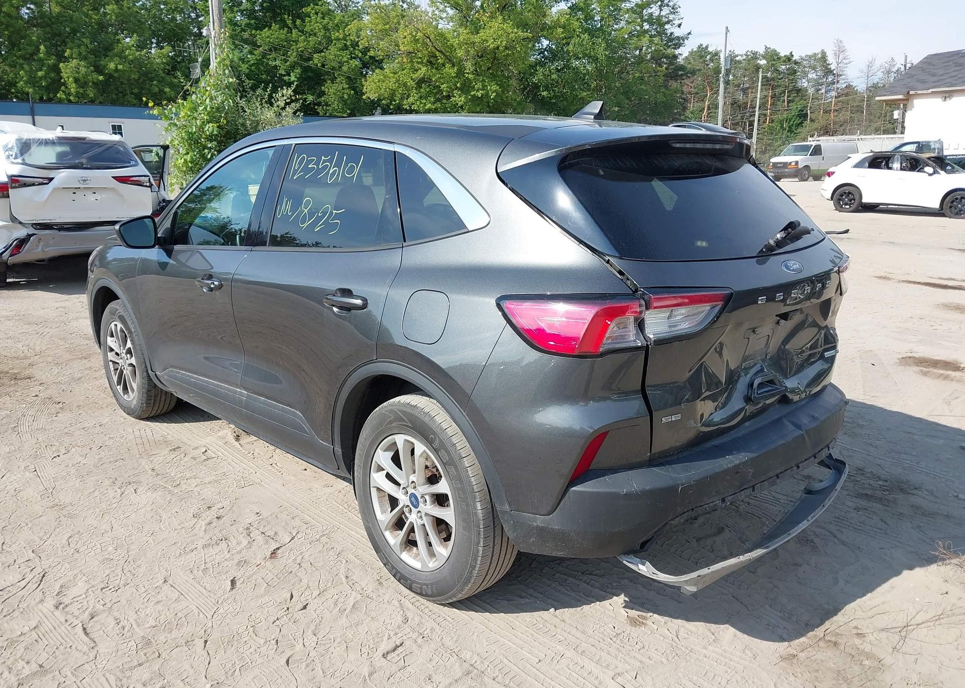 2020 FORD ESCAPE SE