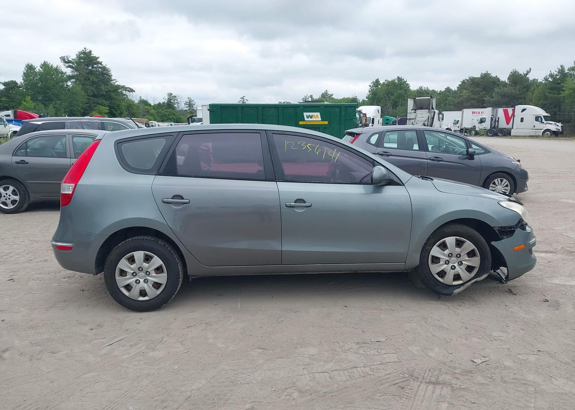 2010 HYUNDAI ELANTRA TOURING GLS