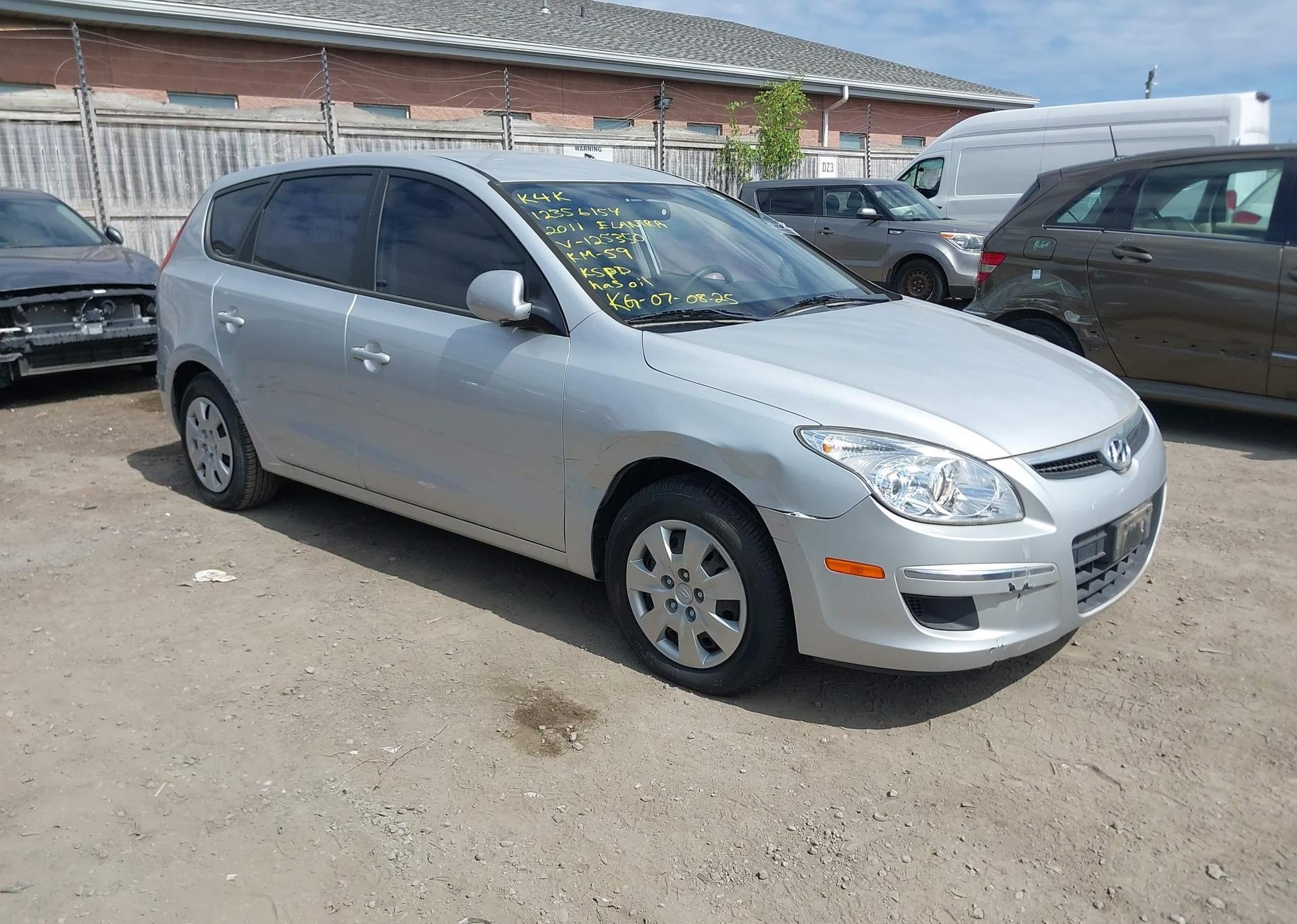 2011 HYUNDAI ELANTRA TOURING GLS