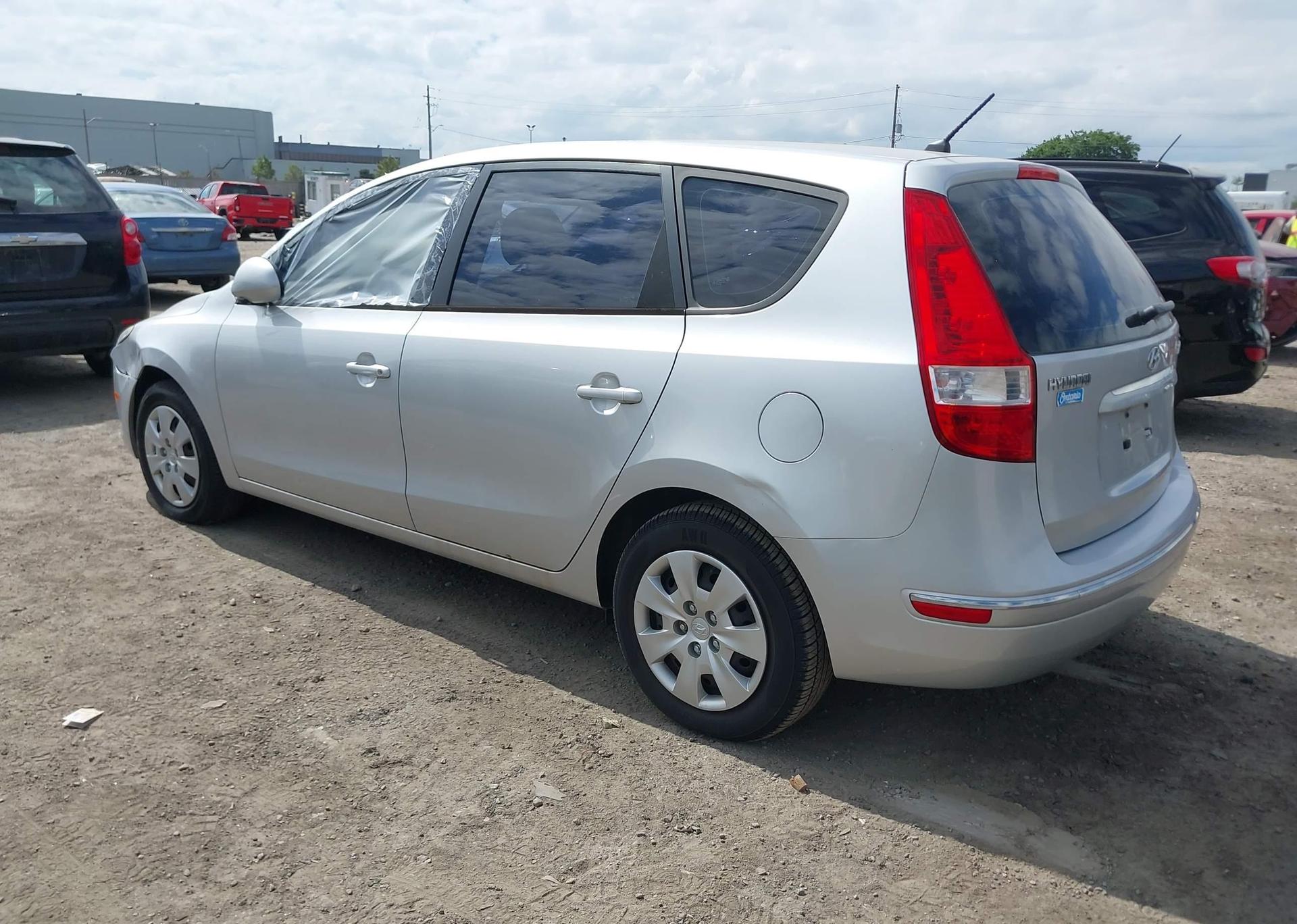 2011 HYUNDAI ELANTRA TOURING GLS
