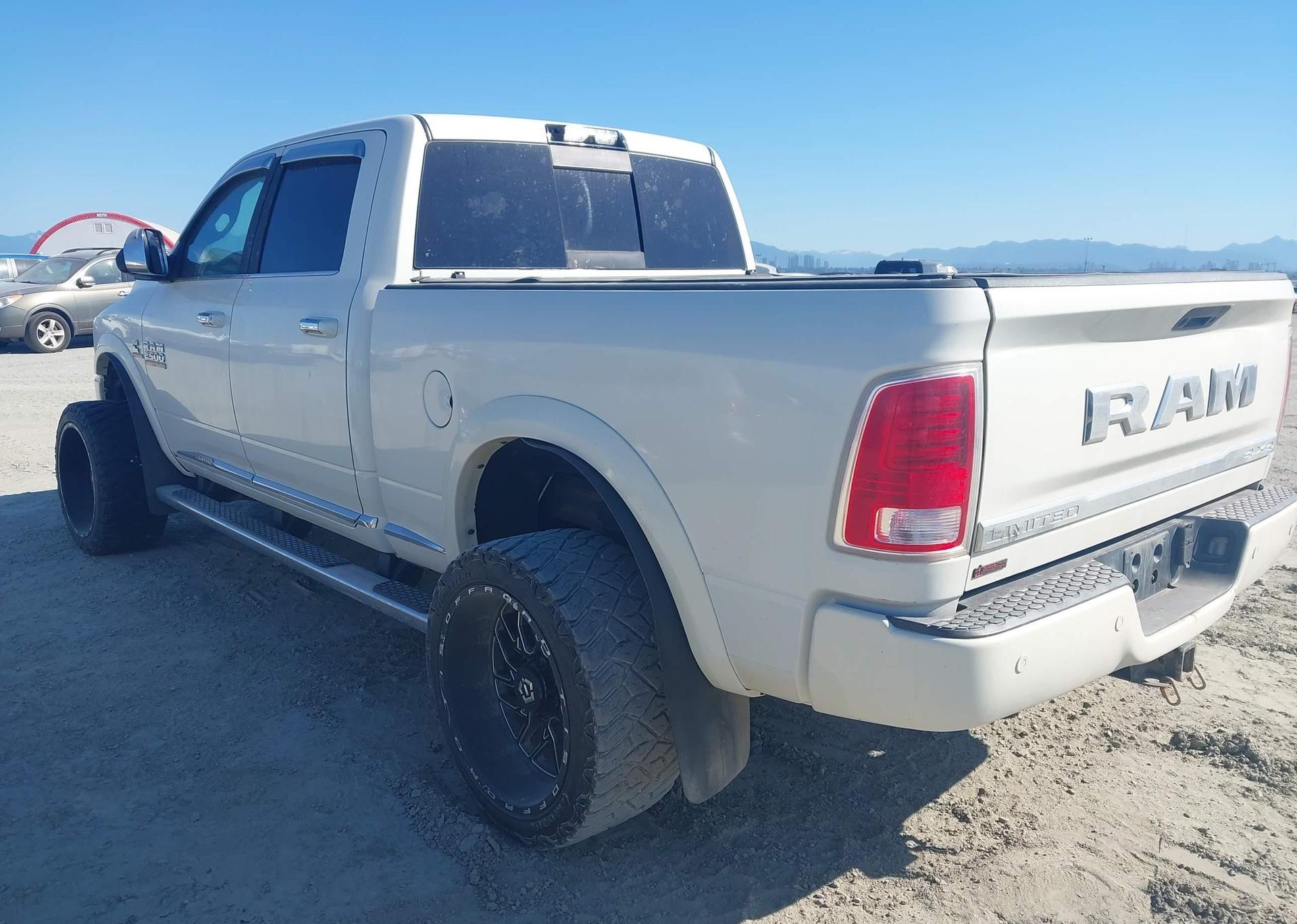 2017 RAM 2500 LONGHORN