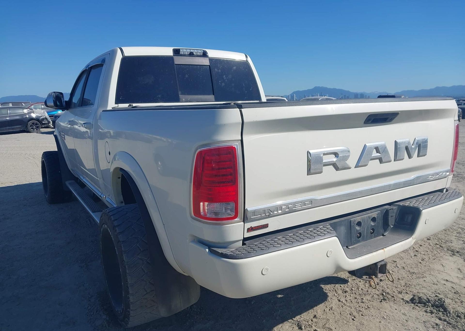 2017 RAM 2500 LONGHORN