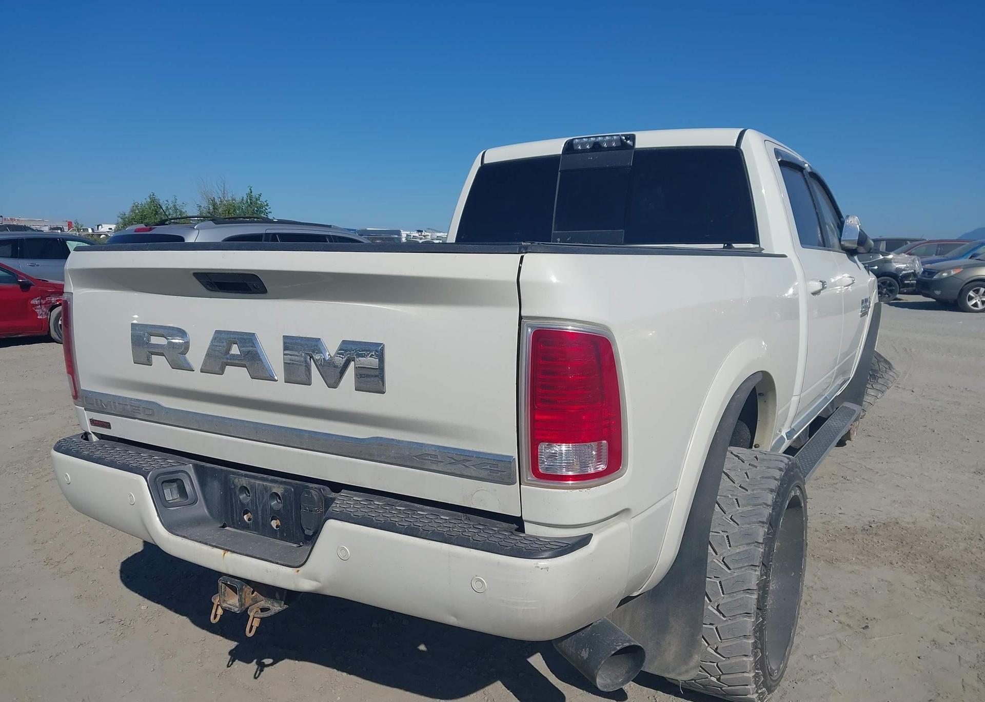 2017 RAM 2500 LONGHORN