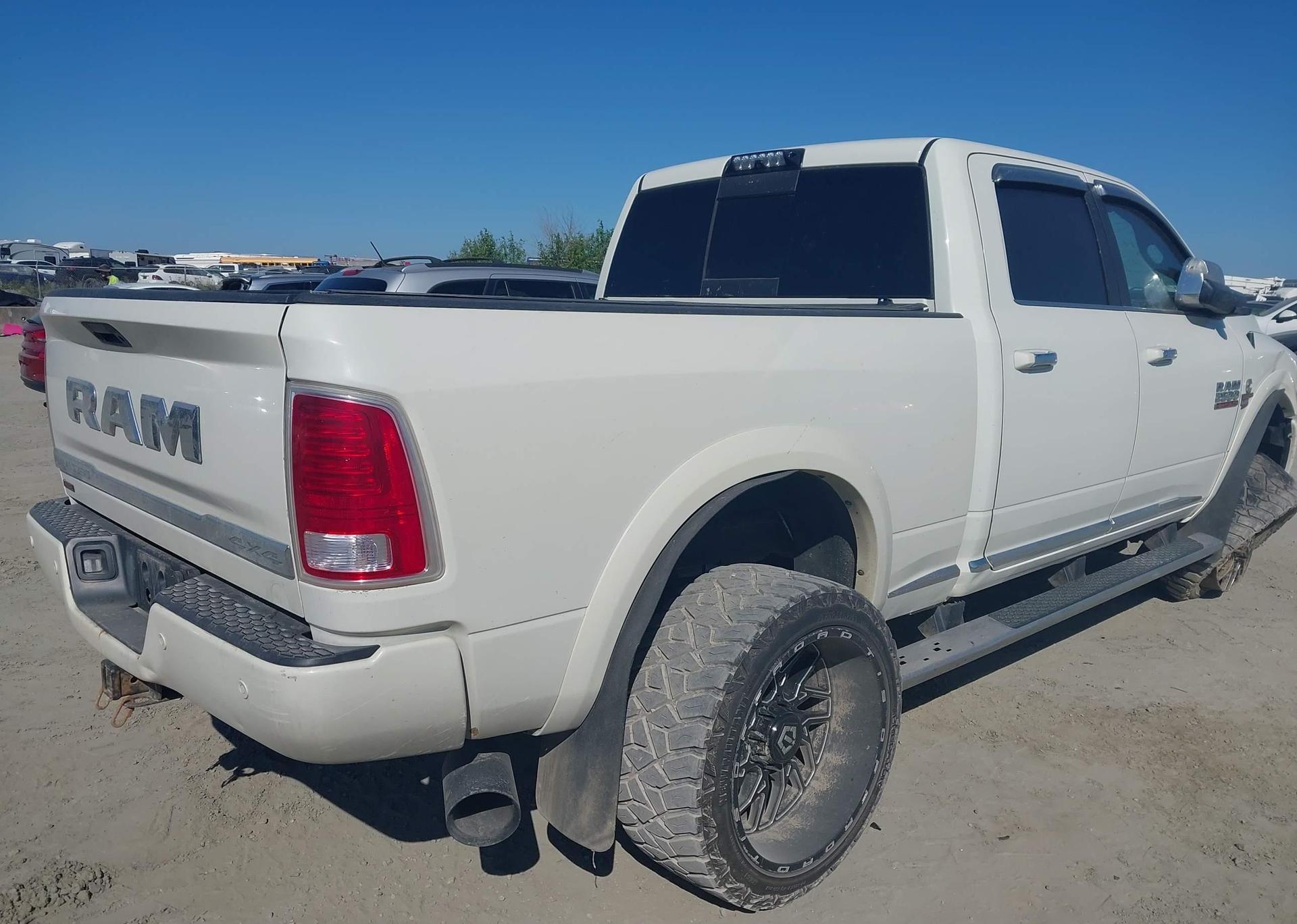2017 RAM 2500 LONGHORN
