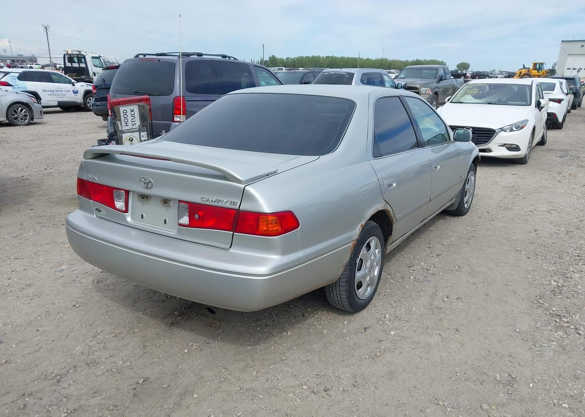 2000 TOYOTA CAMRY CE
