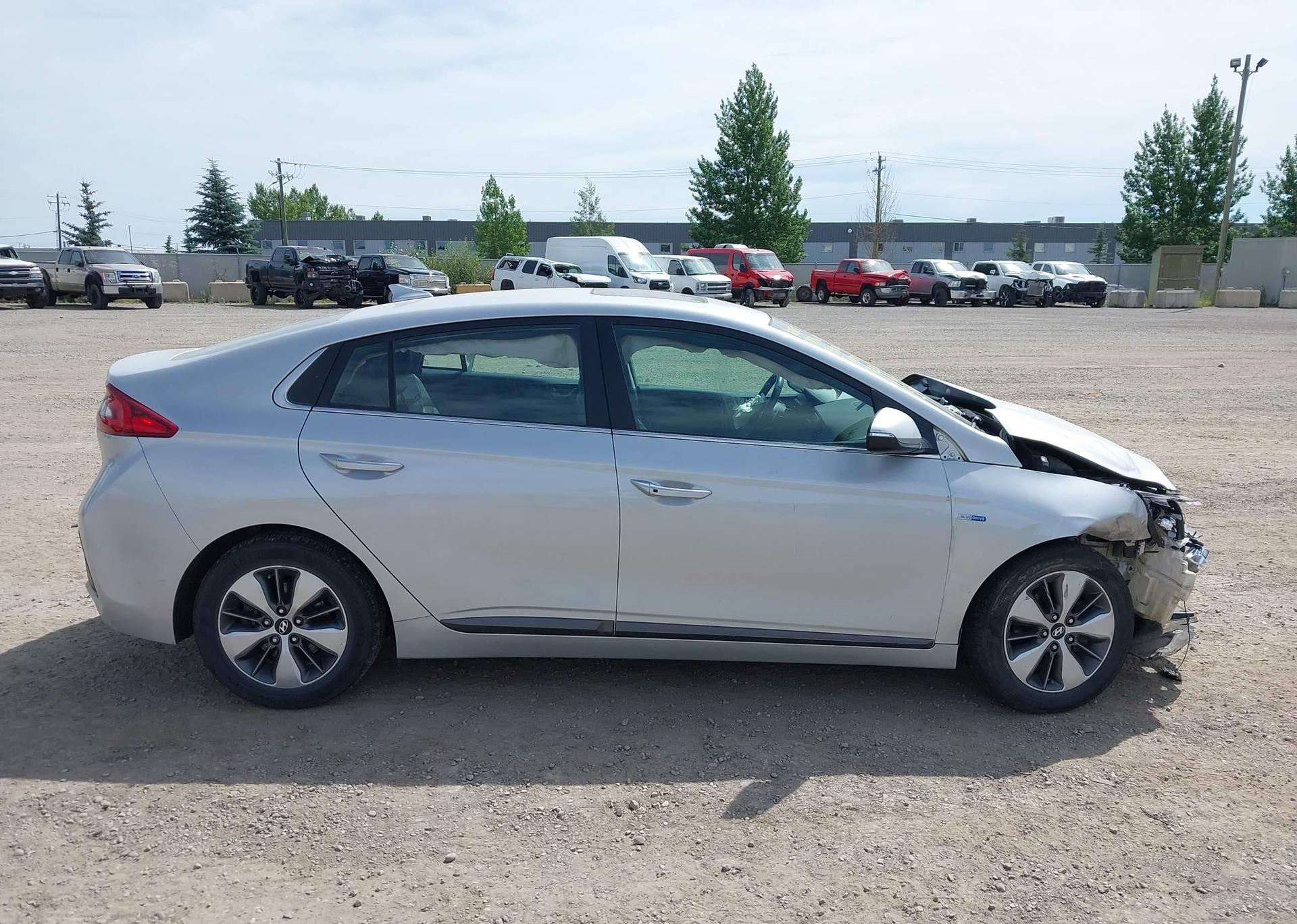2019 HYUNDAI IONIQ PLUG-IN HYBRID ULTIMATE