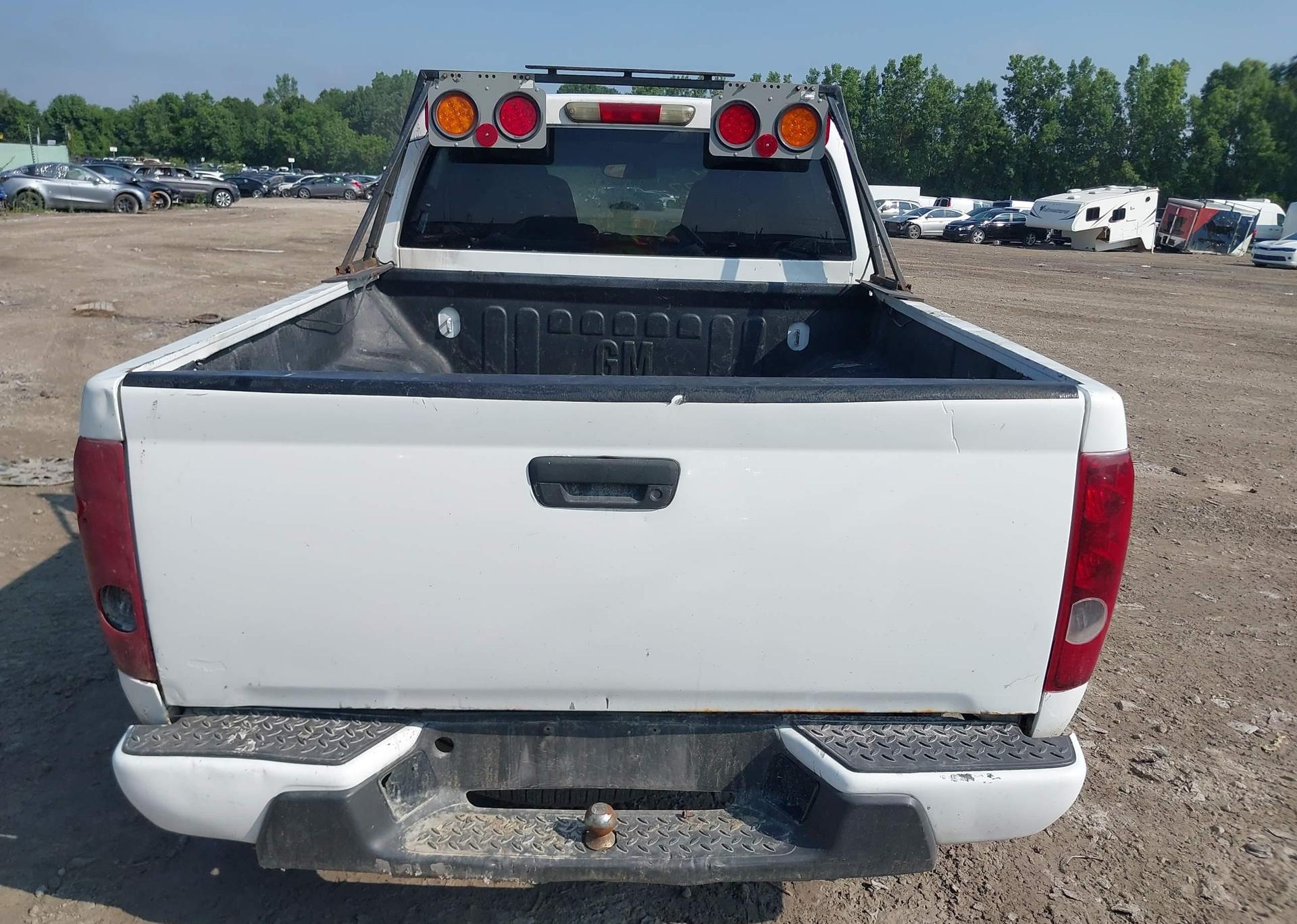 2004 CHEVROLET COLORADO LS