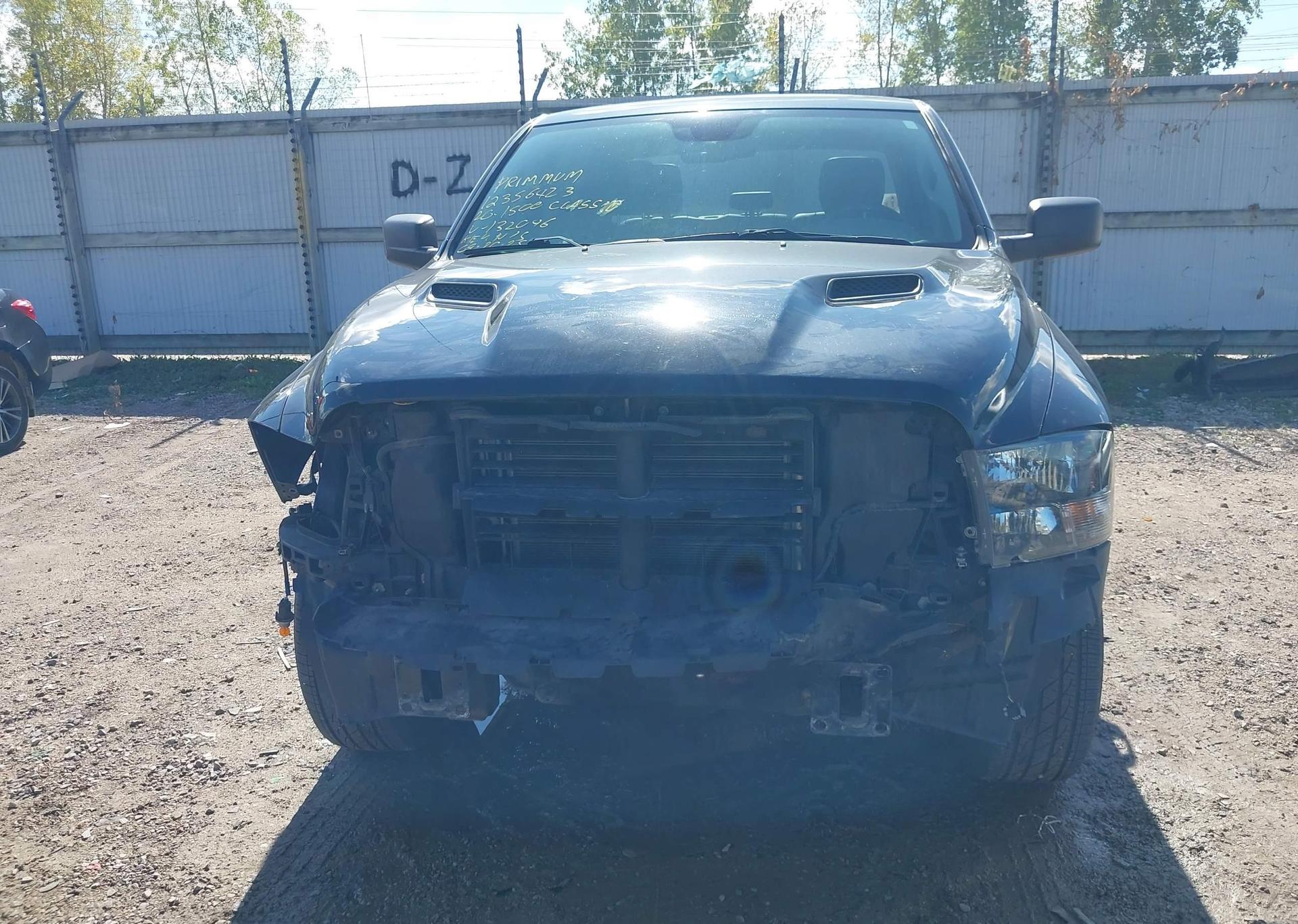 2020 RAM 1500 CLASSIC ST