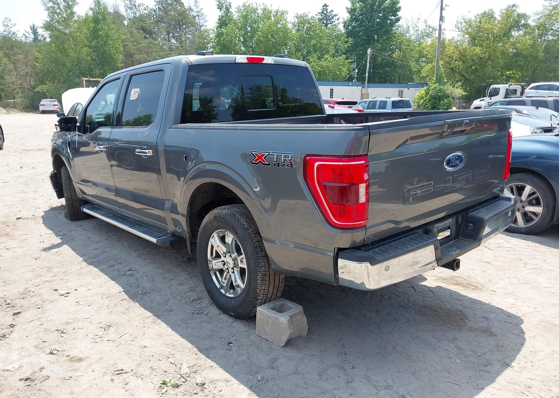 2023 FORD F-150 XLT