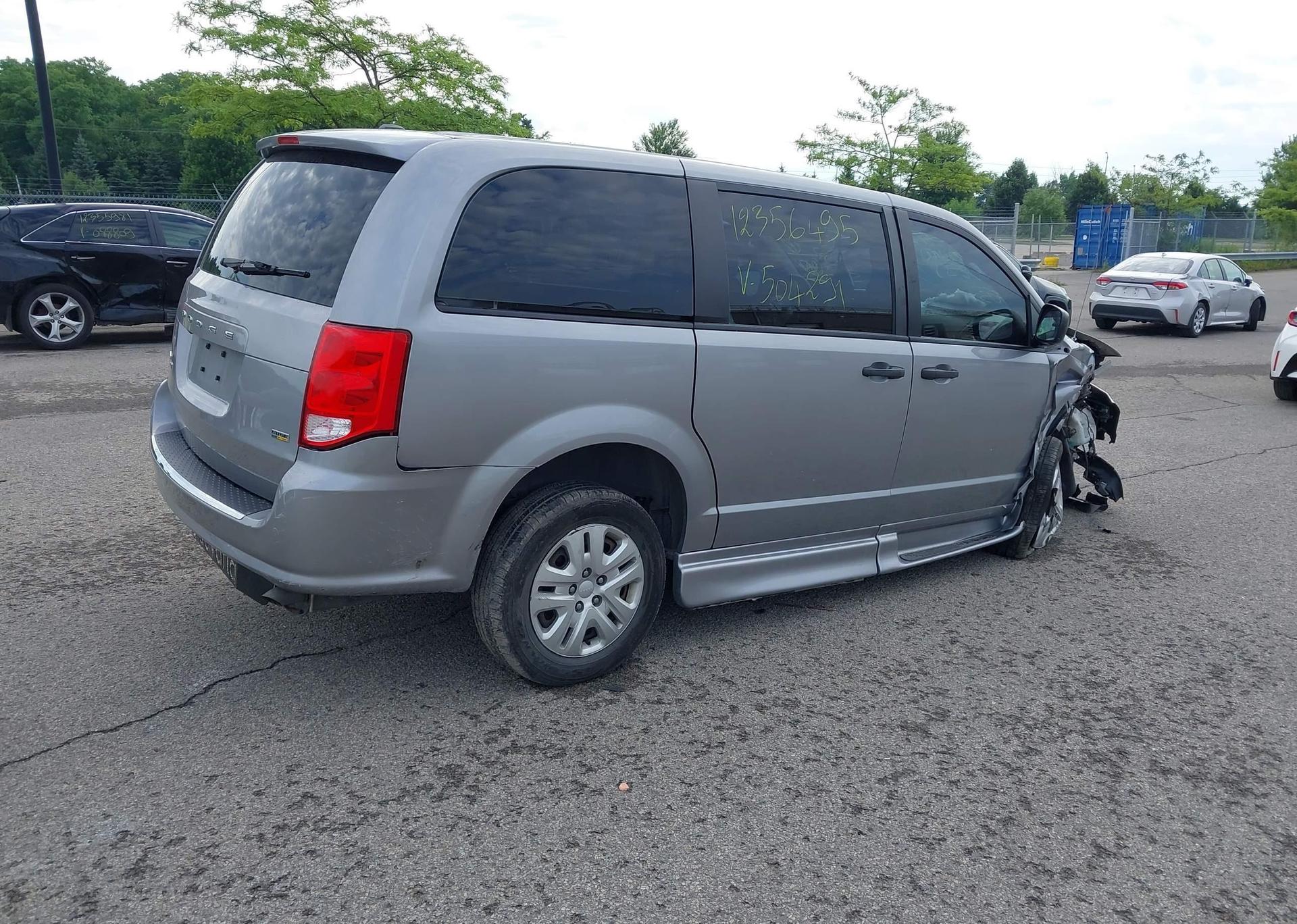 2019 DODGE GRAND CARAVAN