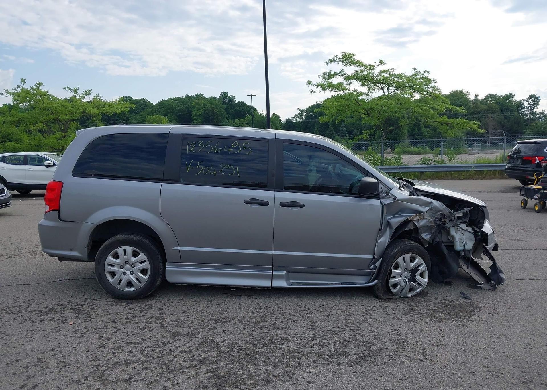 2019 DODGE GRAND CARAVAN