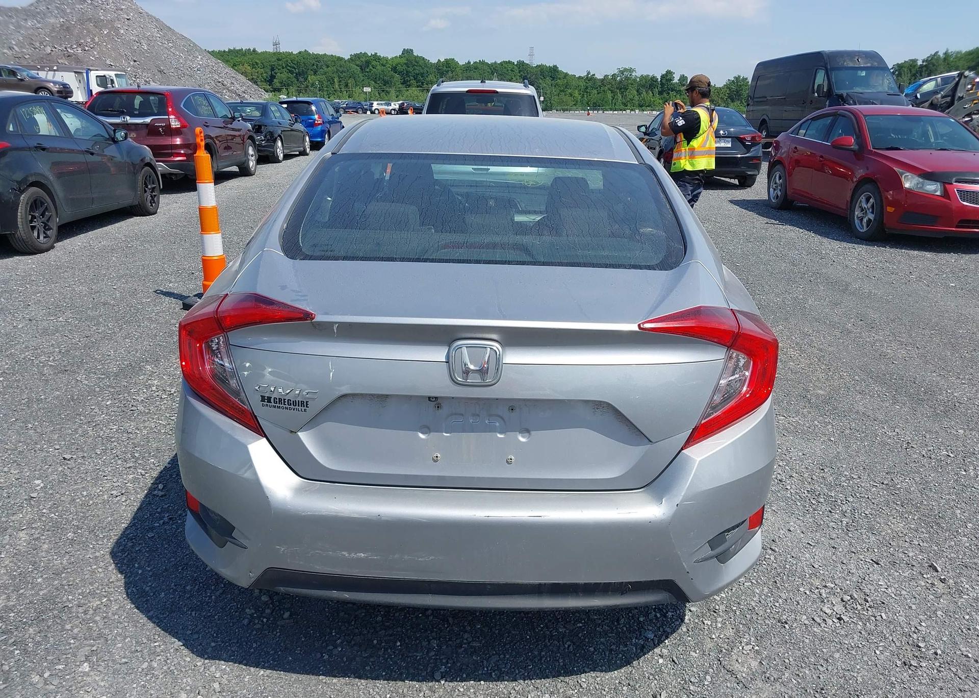 2016 HONDA CIVIC LX