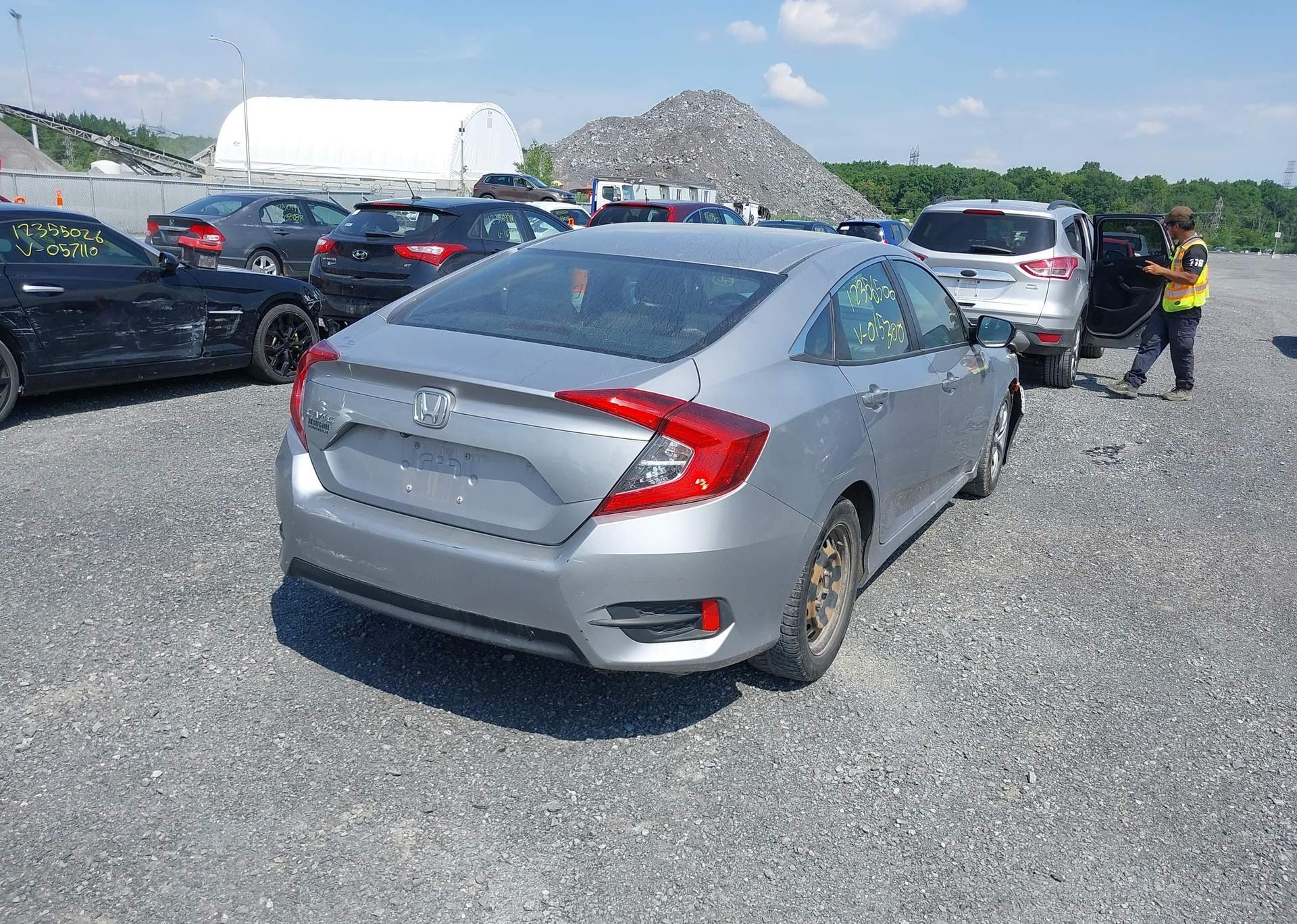 2016 HONDA CIVIC LX