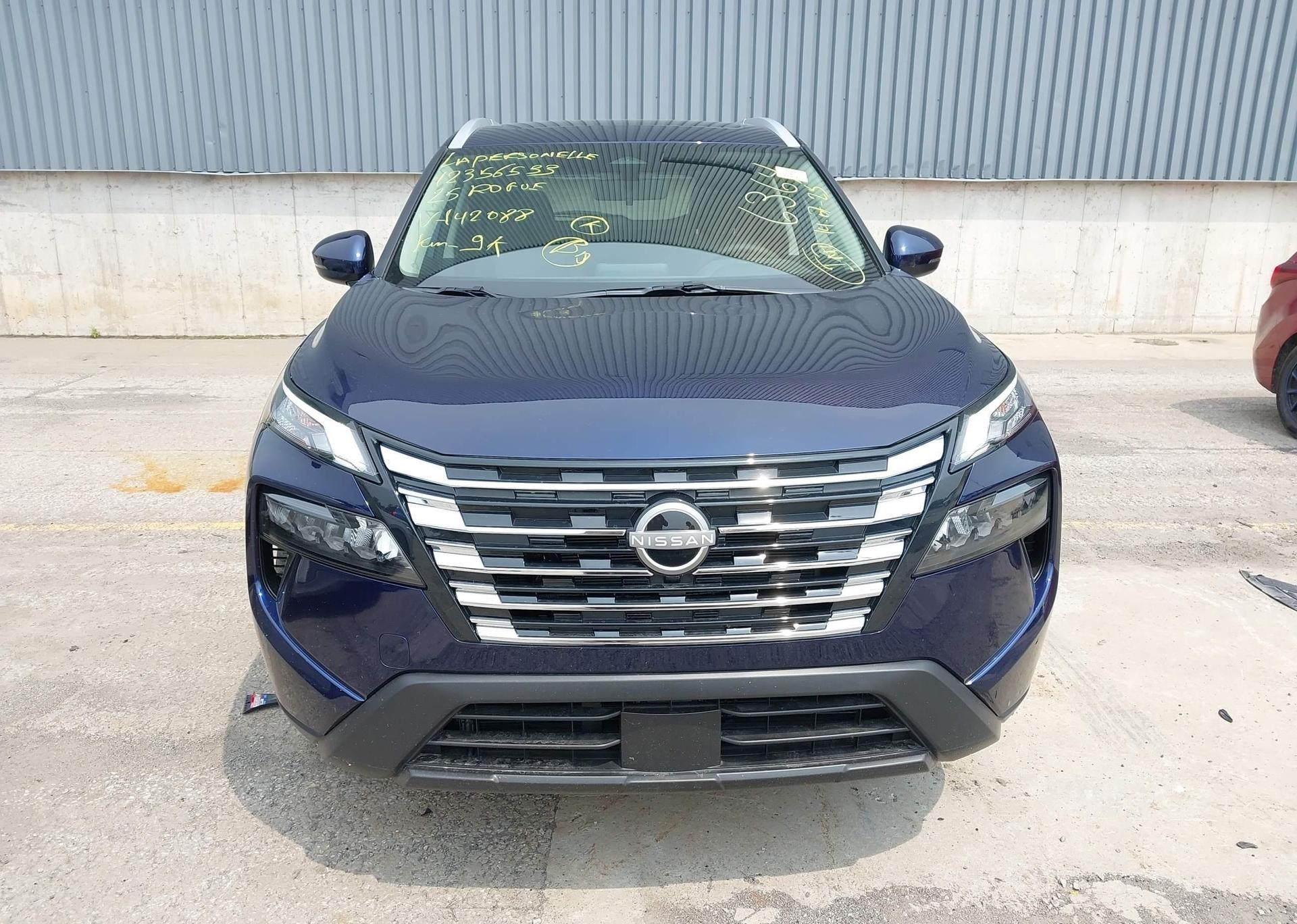 2025 NISSAN ROGUE SV